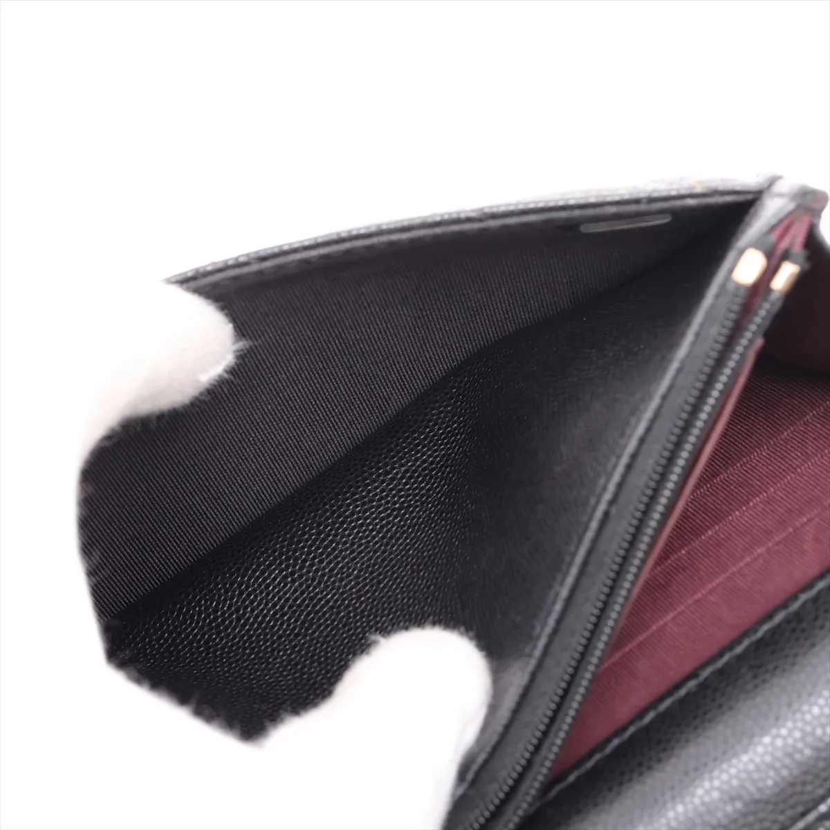 Matelassé Caviar Skin Chain Wallet, Black with Gold Hardware, 29138050, Serial Number 29 — view 9