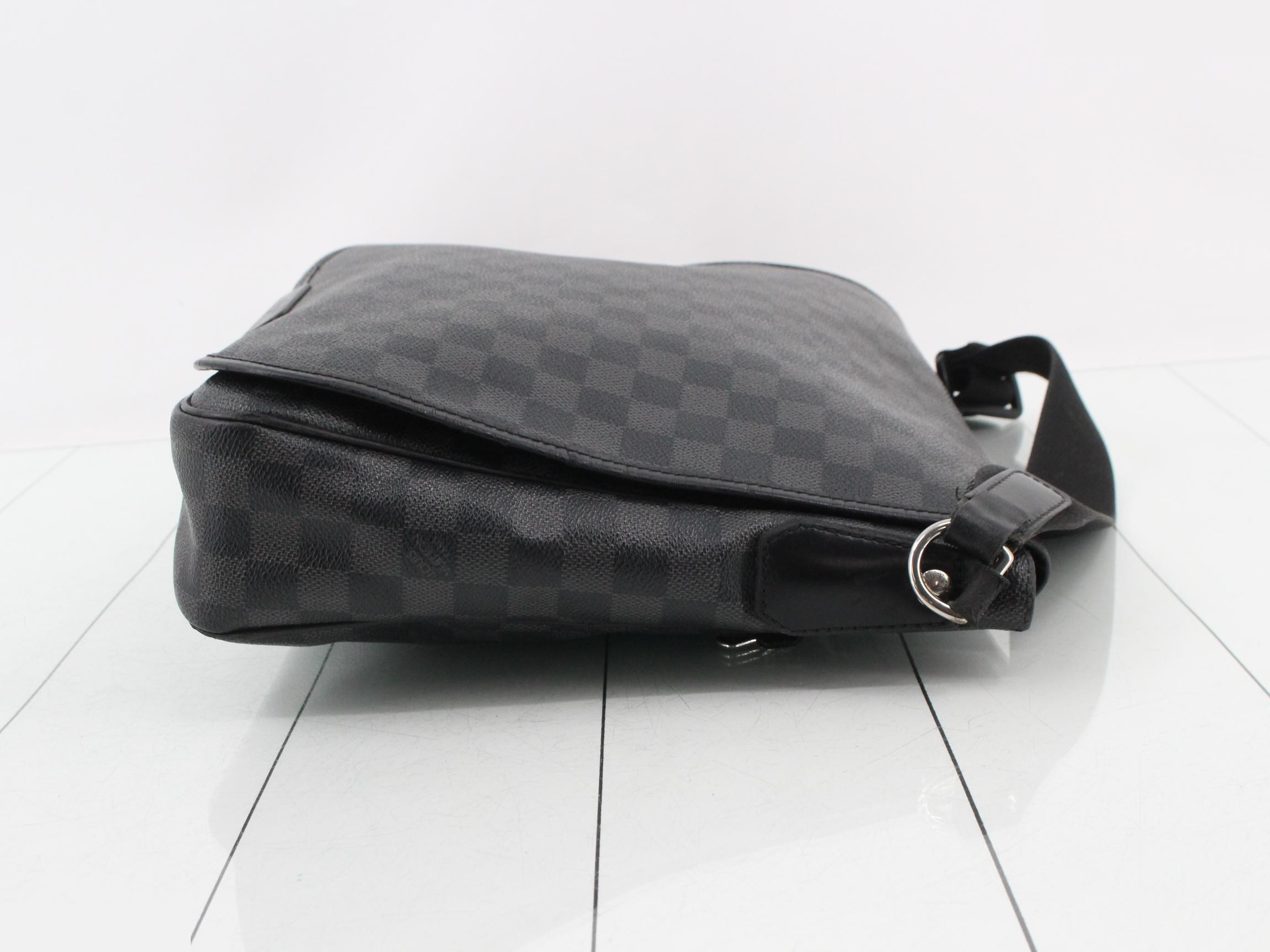 Shoulder bag — view 3