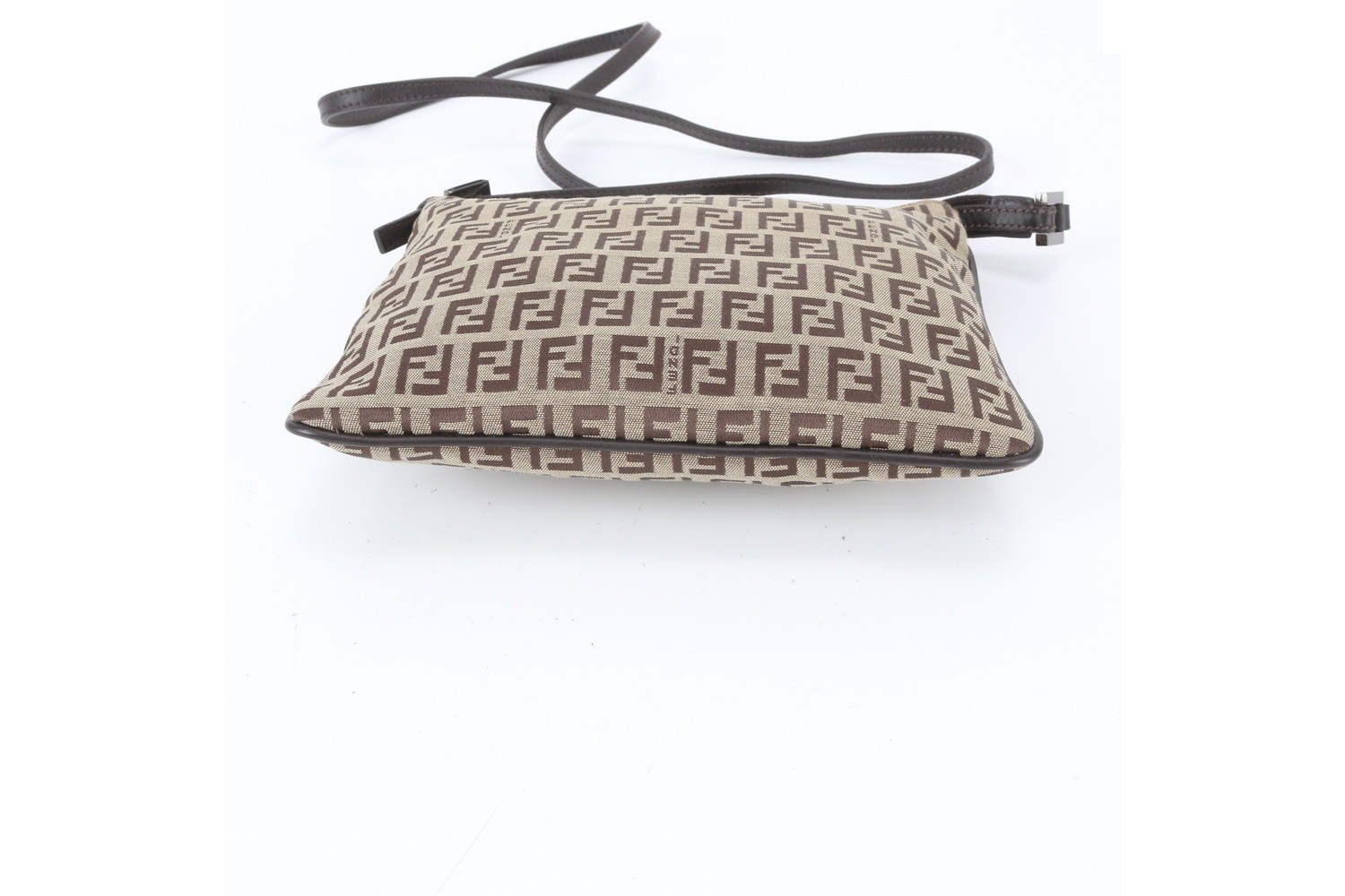 Zucchino Leather Shoulder Bag (Crossbody) — view 6