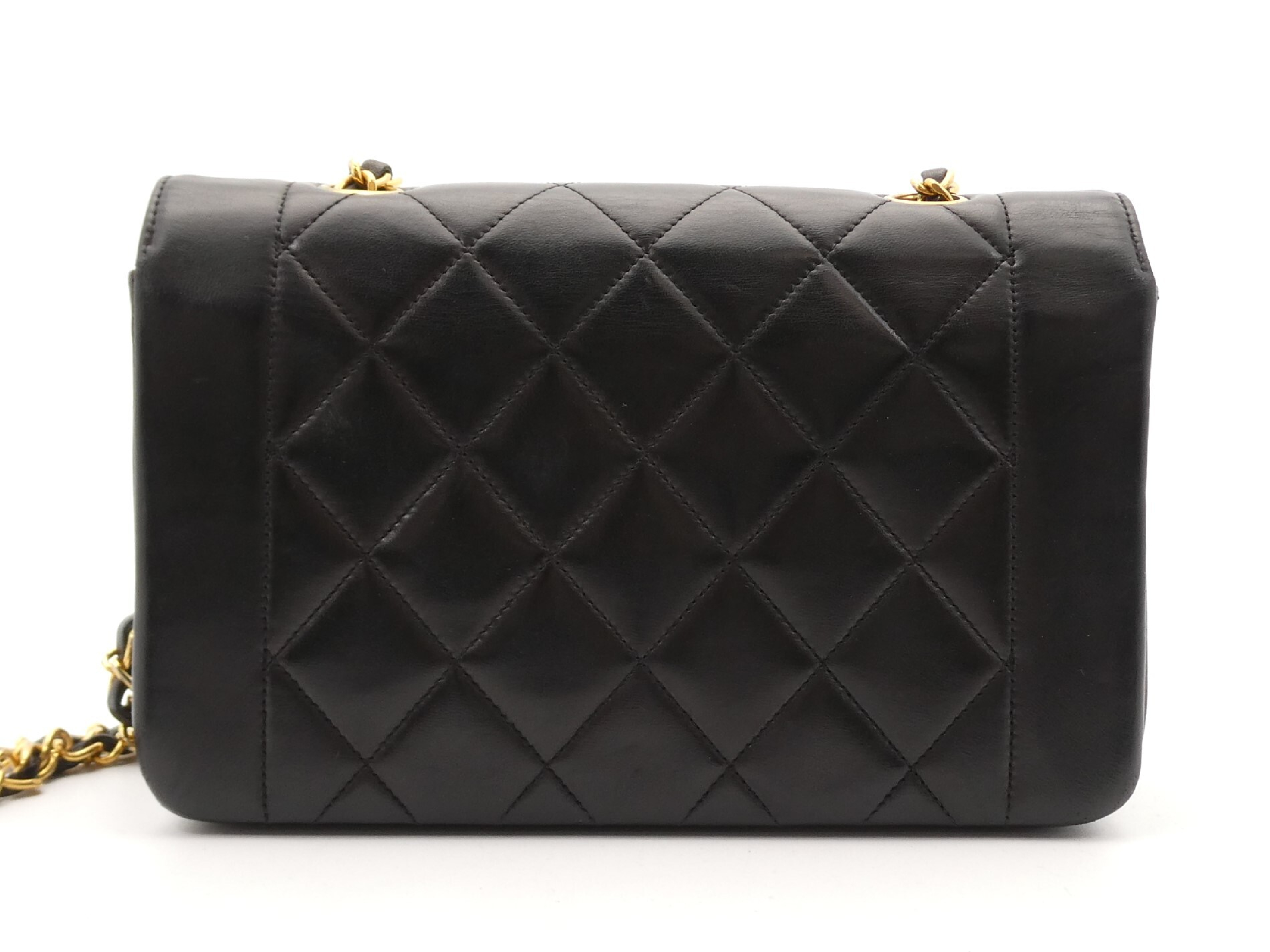 Diana Matelassé Coco Mark Turnlock Chain Shoulder Bag — view 2