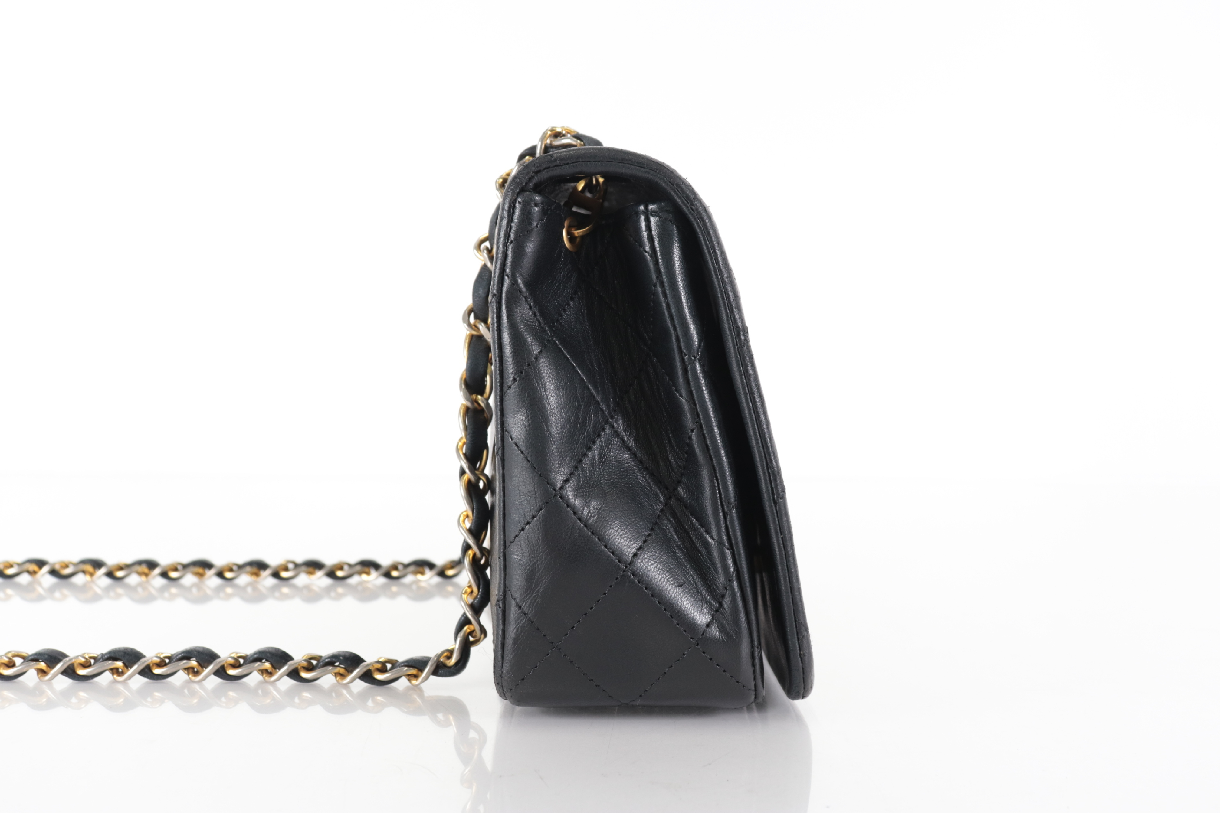 Full Flap Lambskin Chain Shoulder Bag (Series 1) — view 3