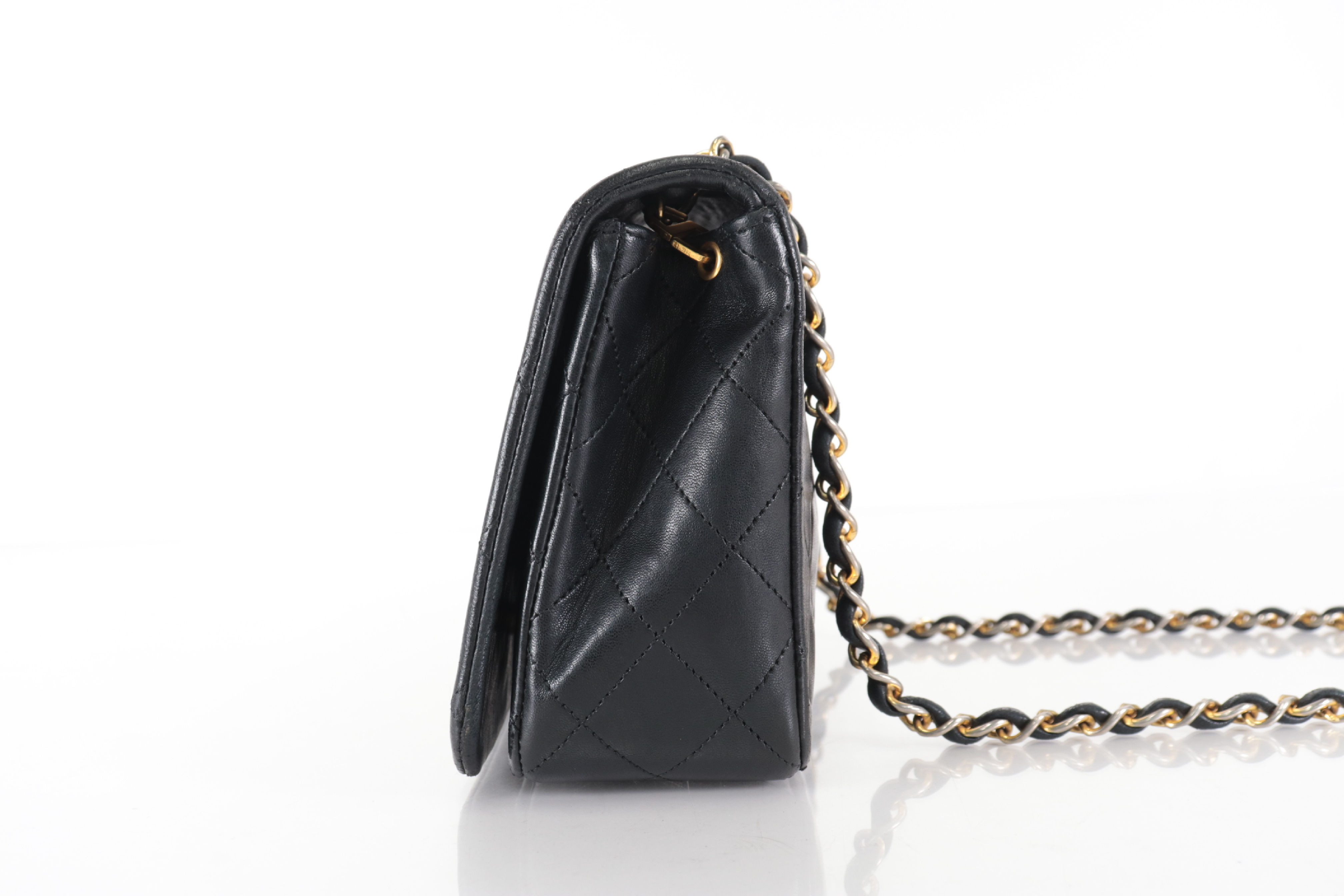 Full Flap Lambskin Chain Shoulder Bag (Series 1) — view 4
