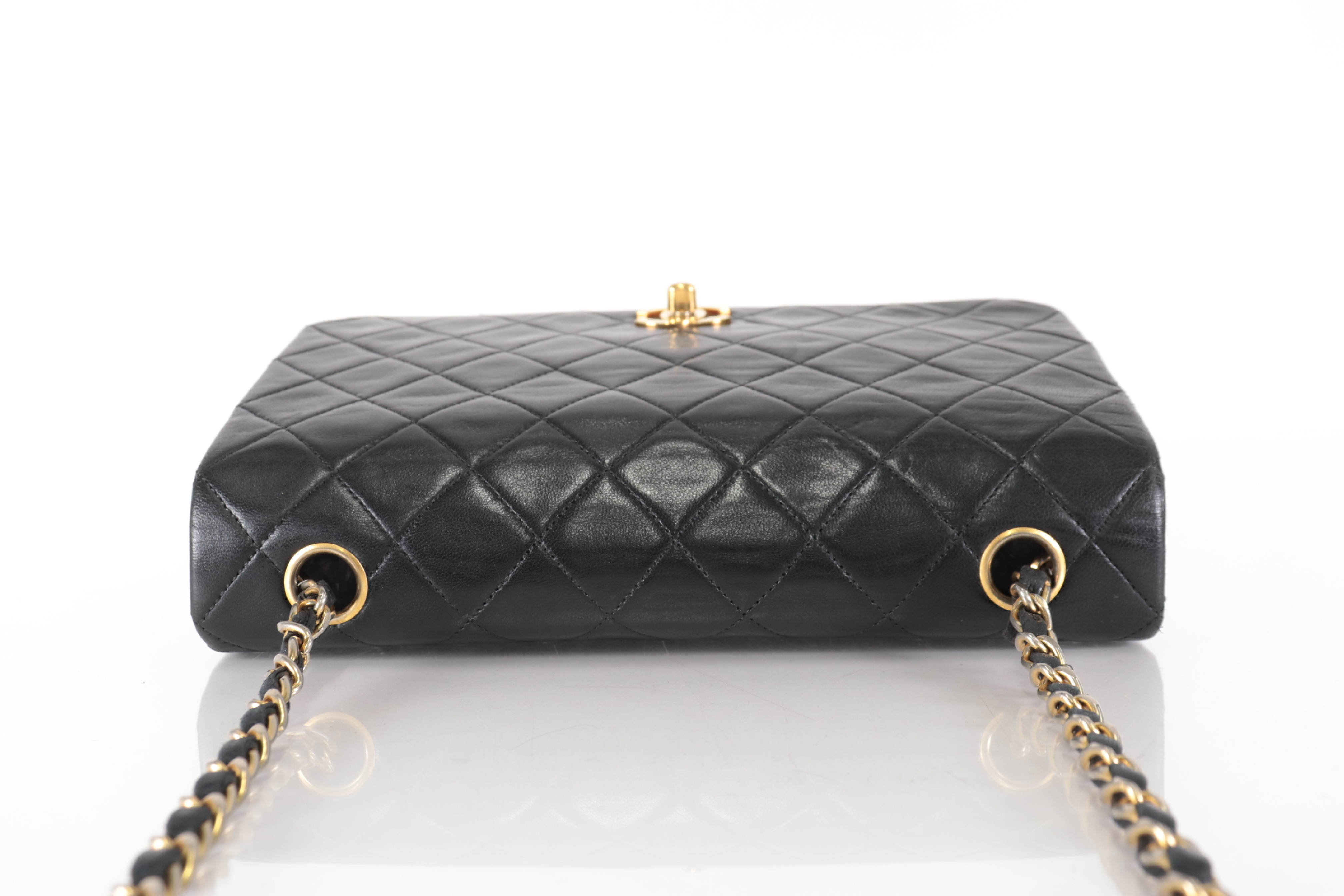 Full Flap Lambskin Chain Shoulder Bag (Series 1) — view 5