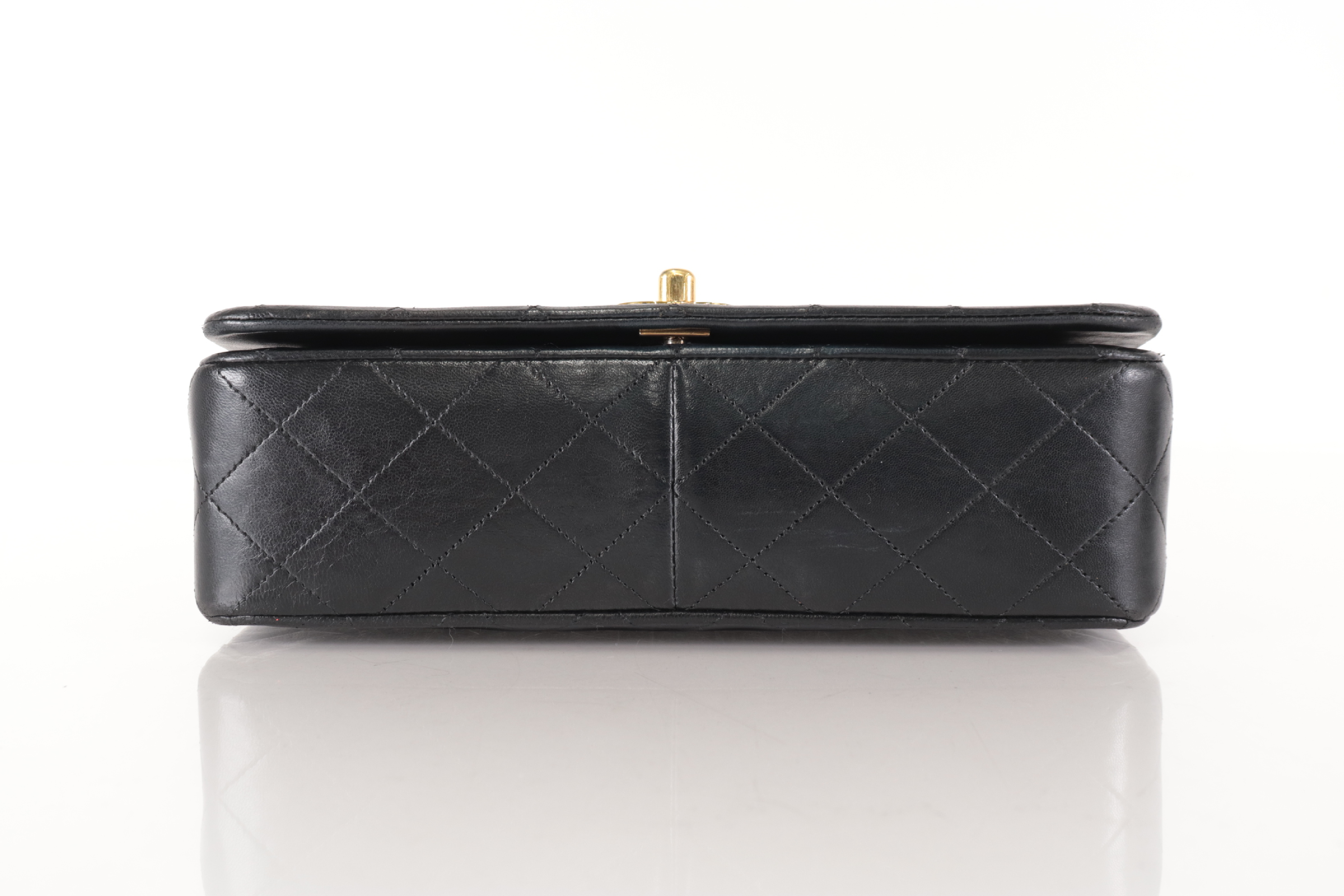 Full Flap Lambskin Chain Shoulder Bag (Series 1) — view 6