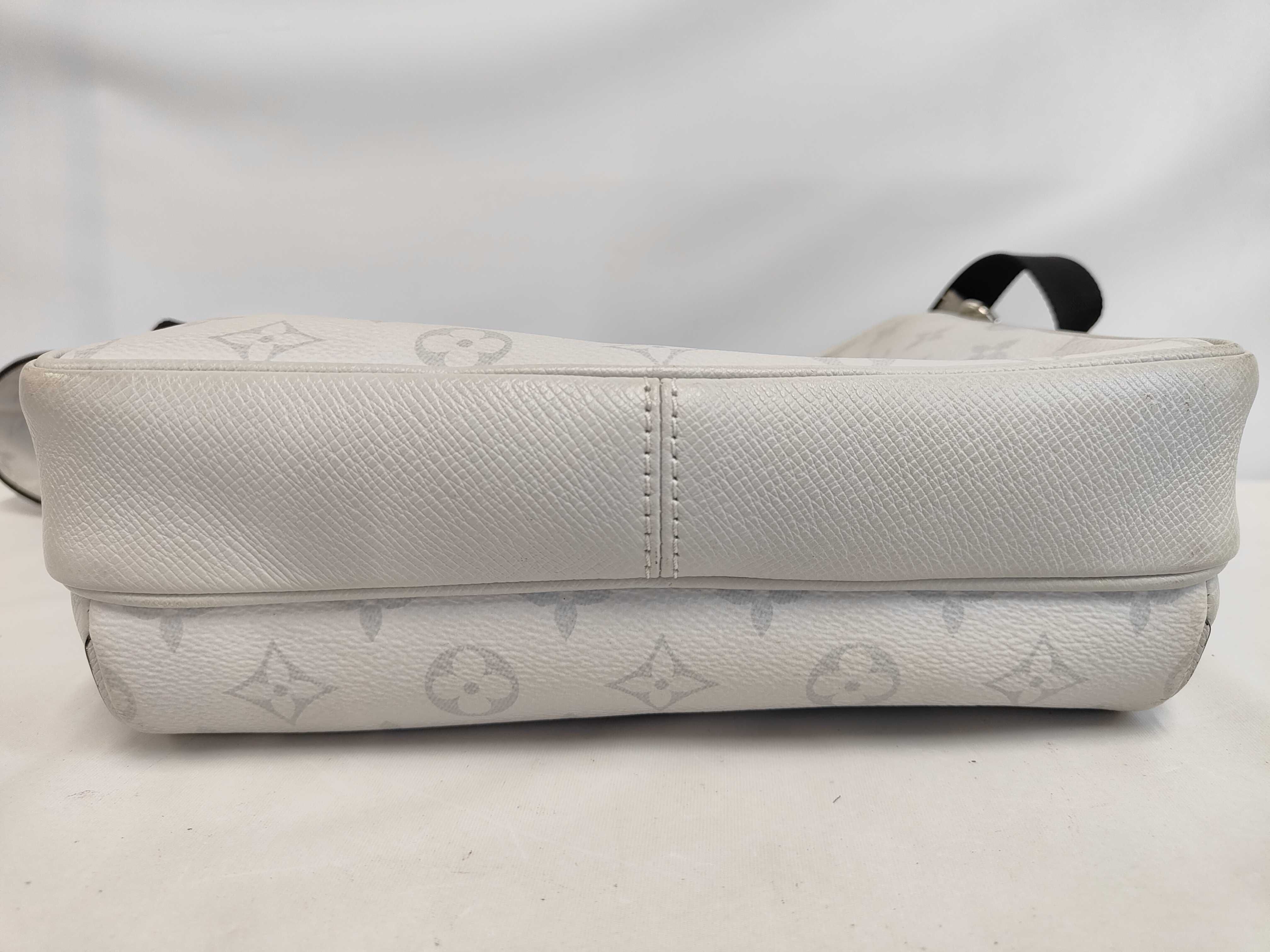 Taigarama Outdoor Messenger PM M30243 Shoulder Bag — view 4