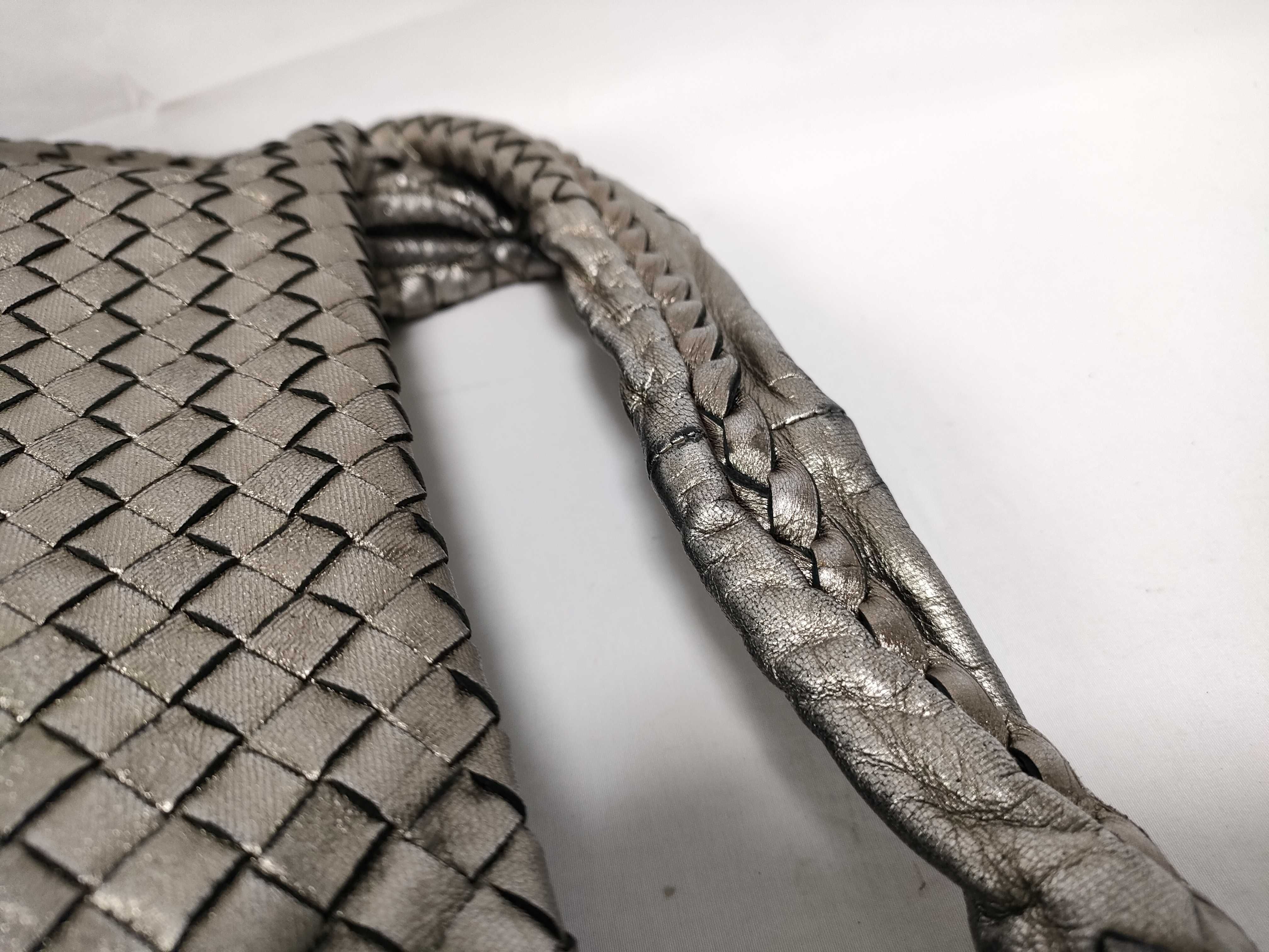 Intrecciato Bottega Veneta Hobo Handbag — view 6