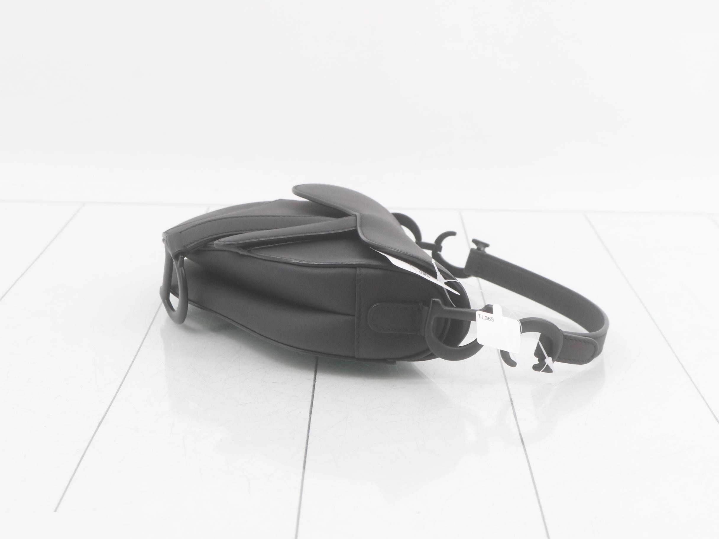 handbag — view 3