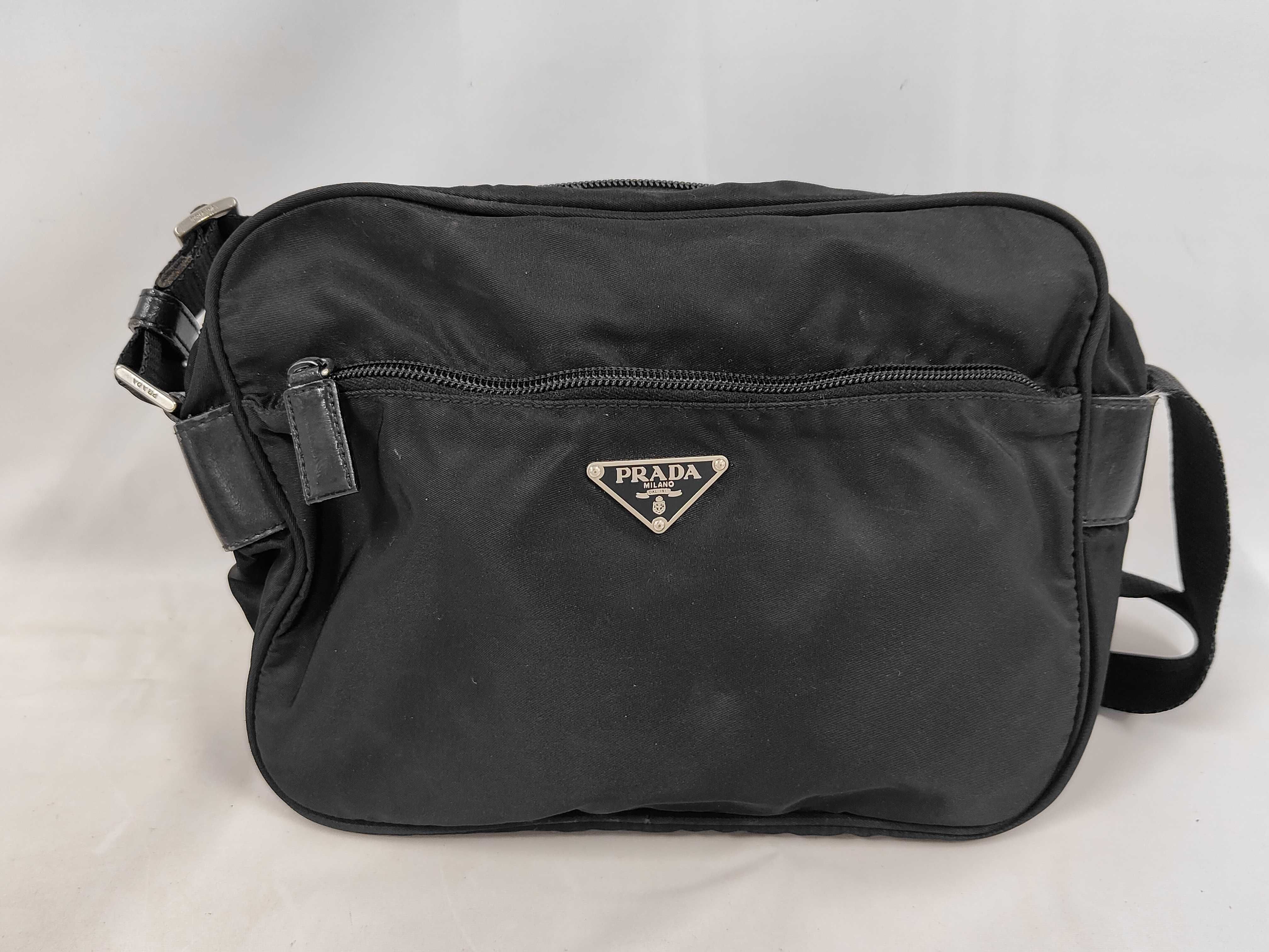 shoulder bag