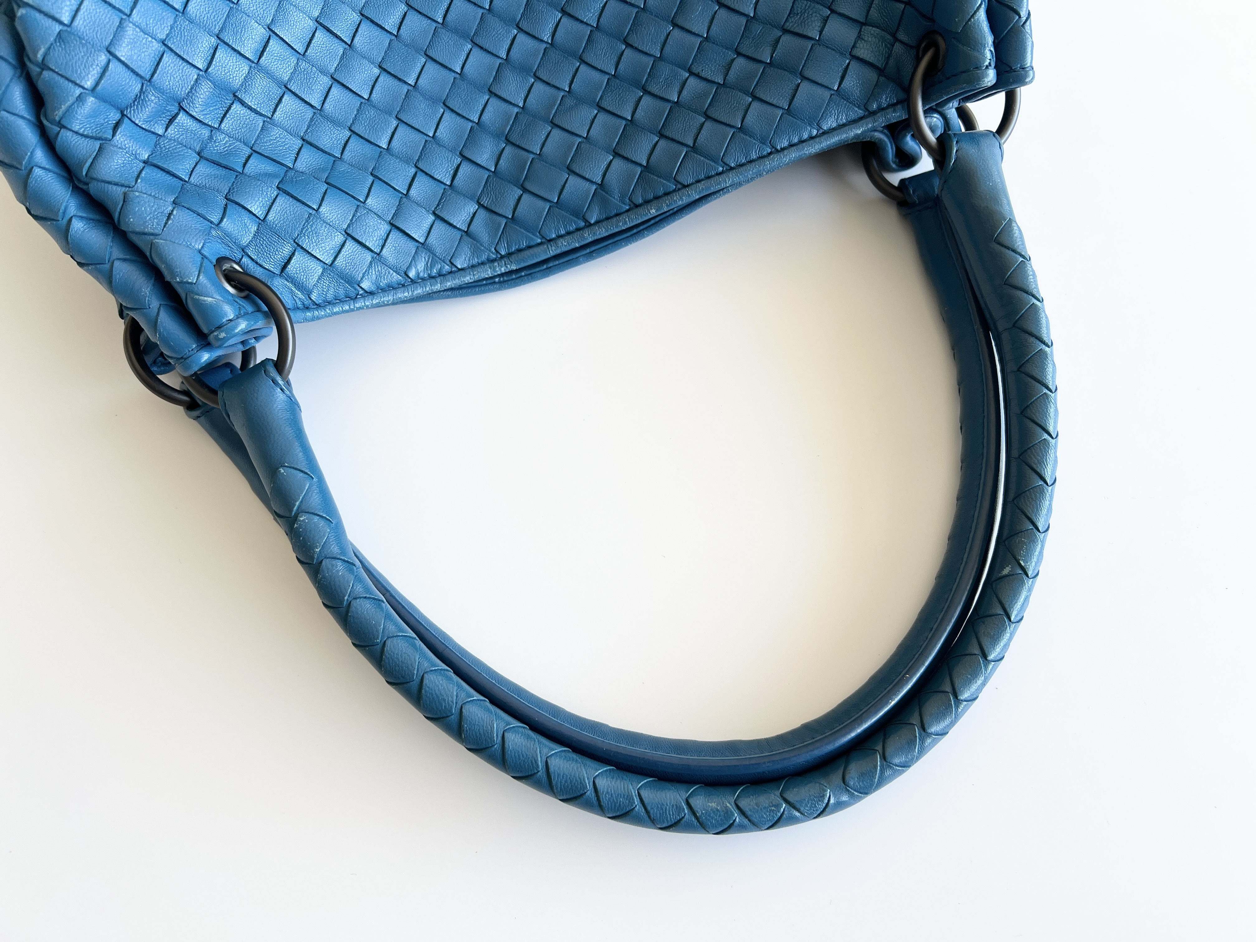 Intrecciato Leather Tote Bag Handbag — view 3