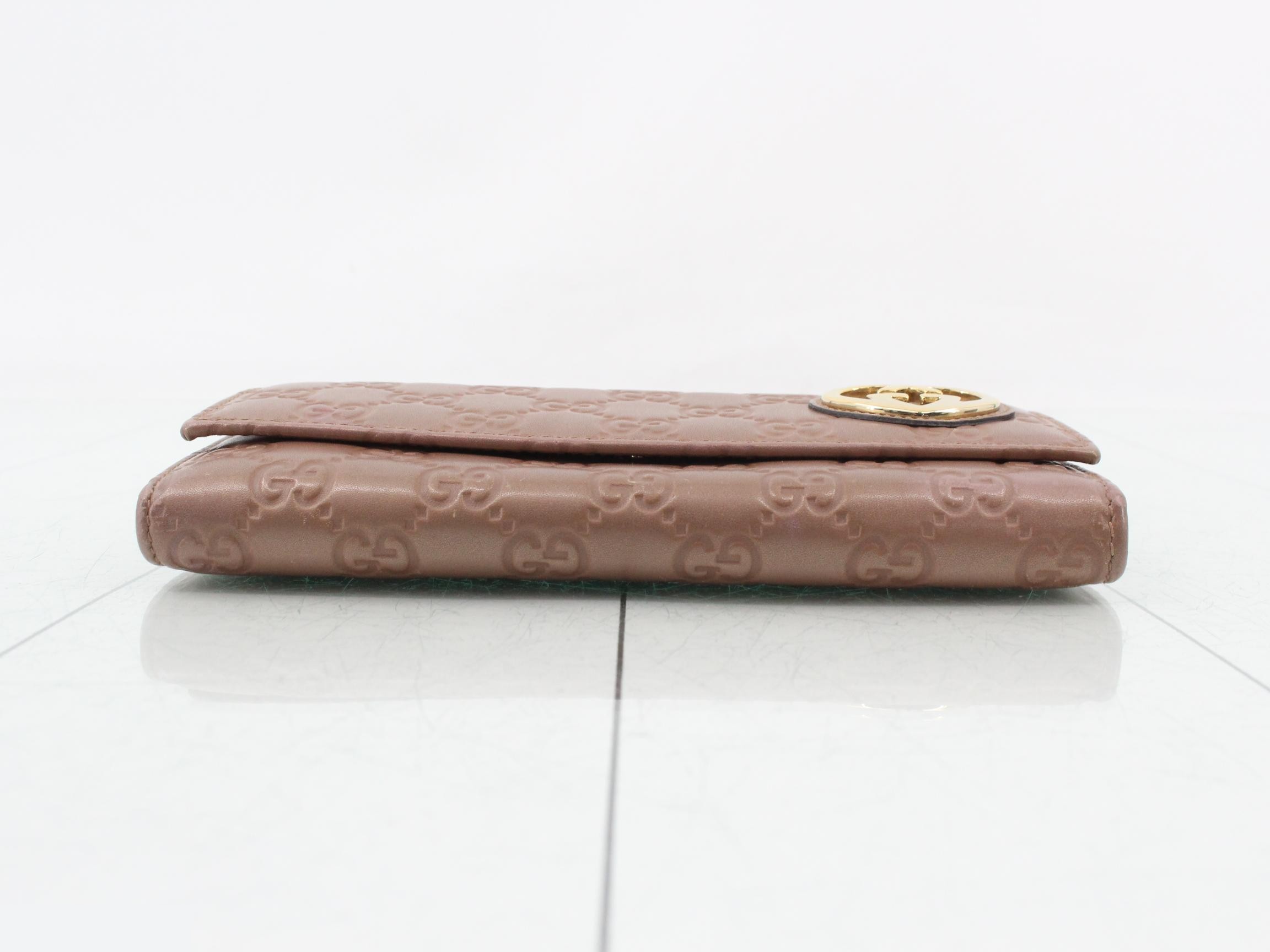 long wallet with heart design — view 3