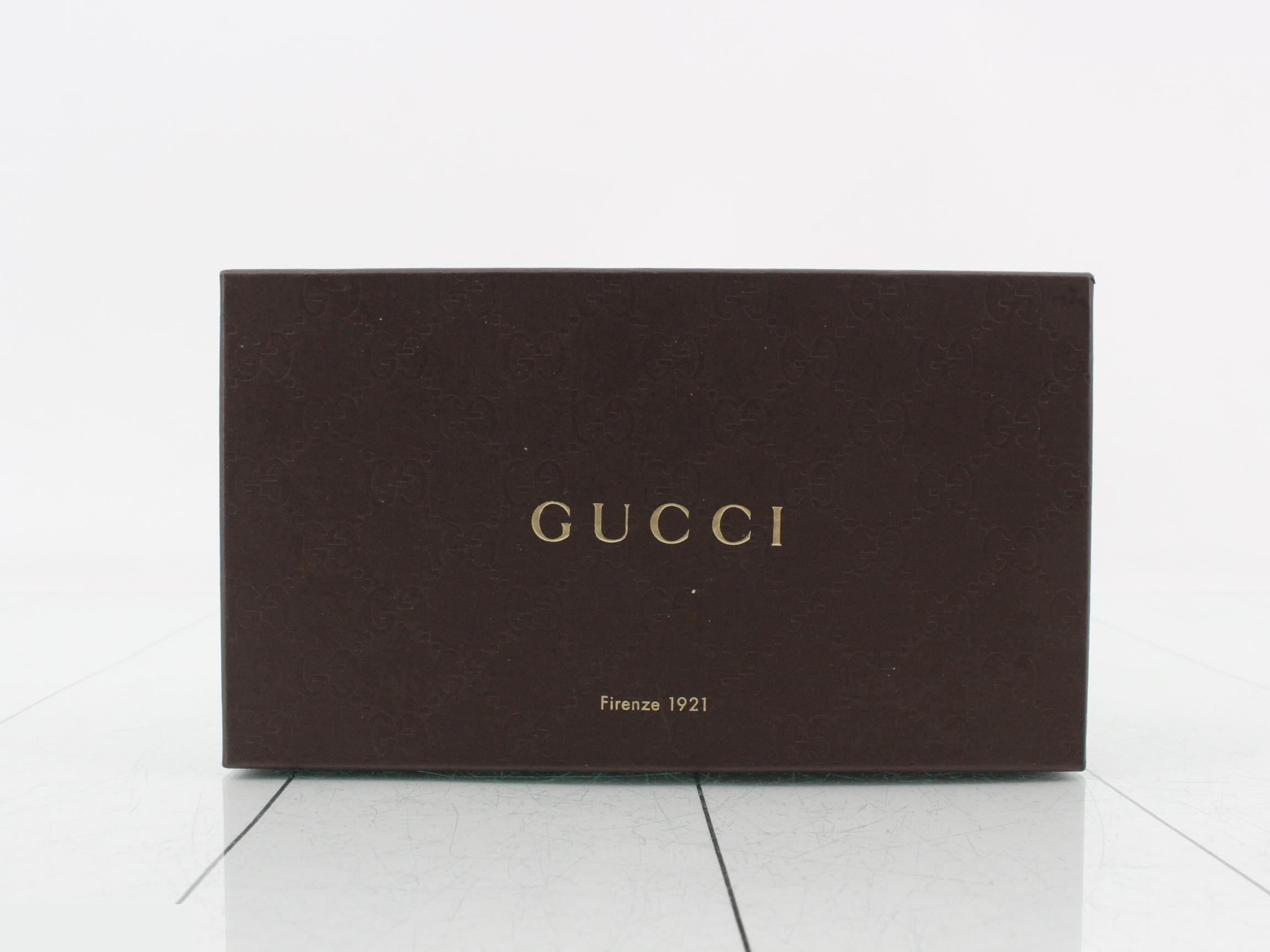 long wallet with heart design — view 5