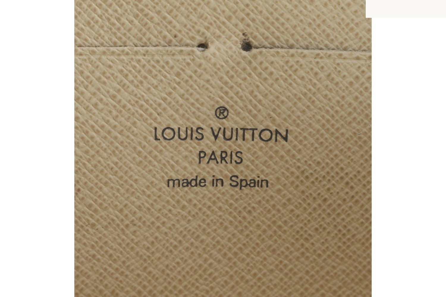 Damier Azur Zippy Wallet N60019 Leather Long Wallet — view 7