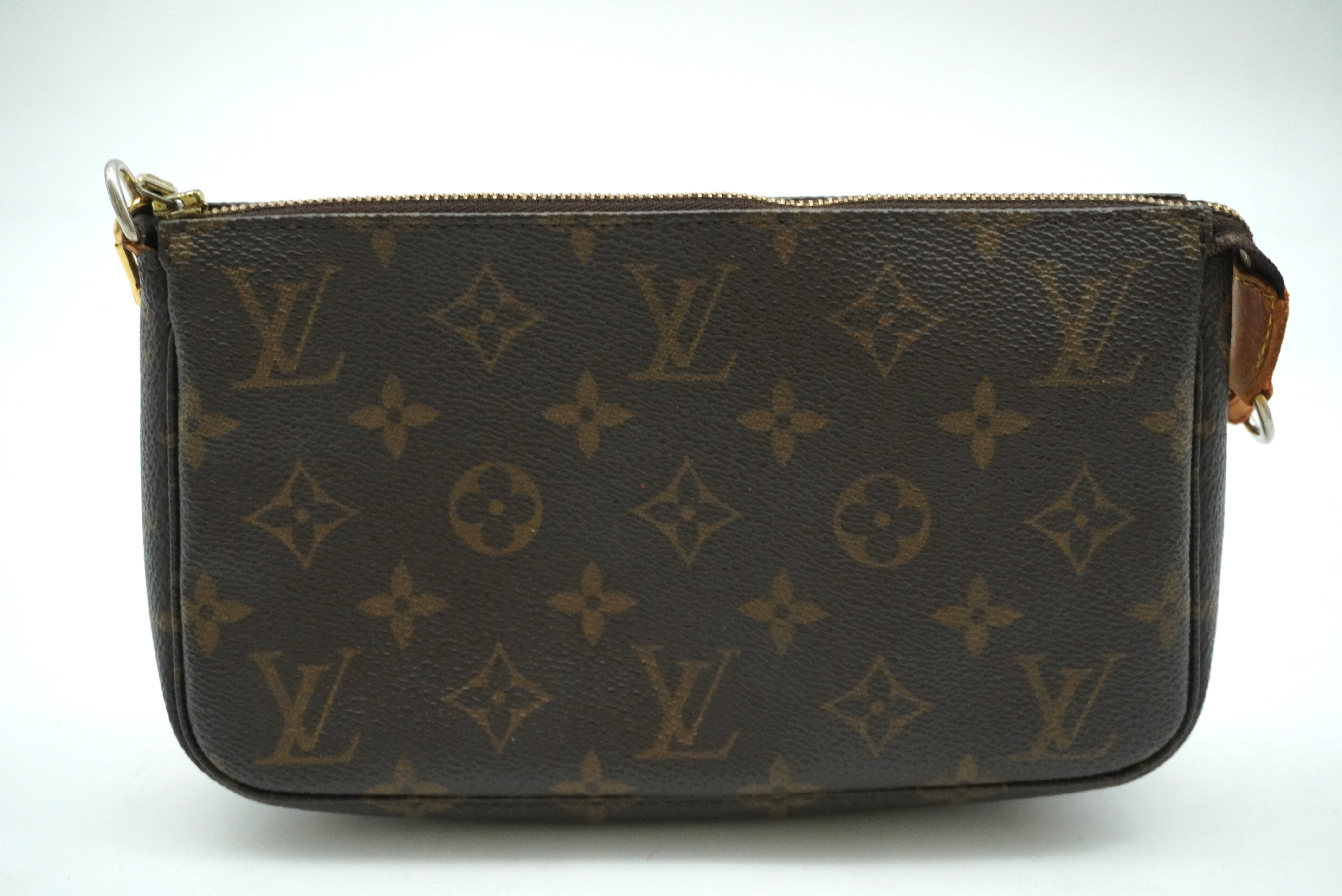 Monogram Pochette Accessoires M51980 Handbag — view 2