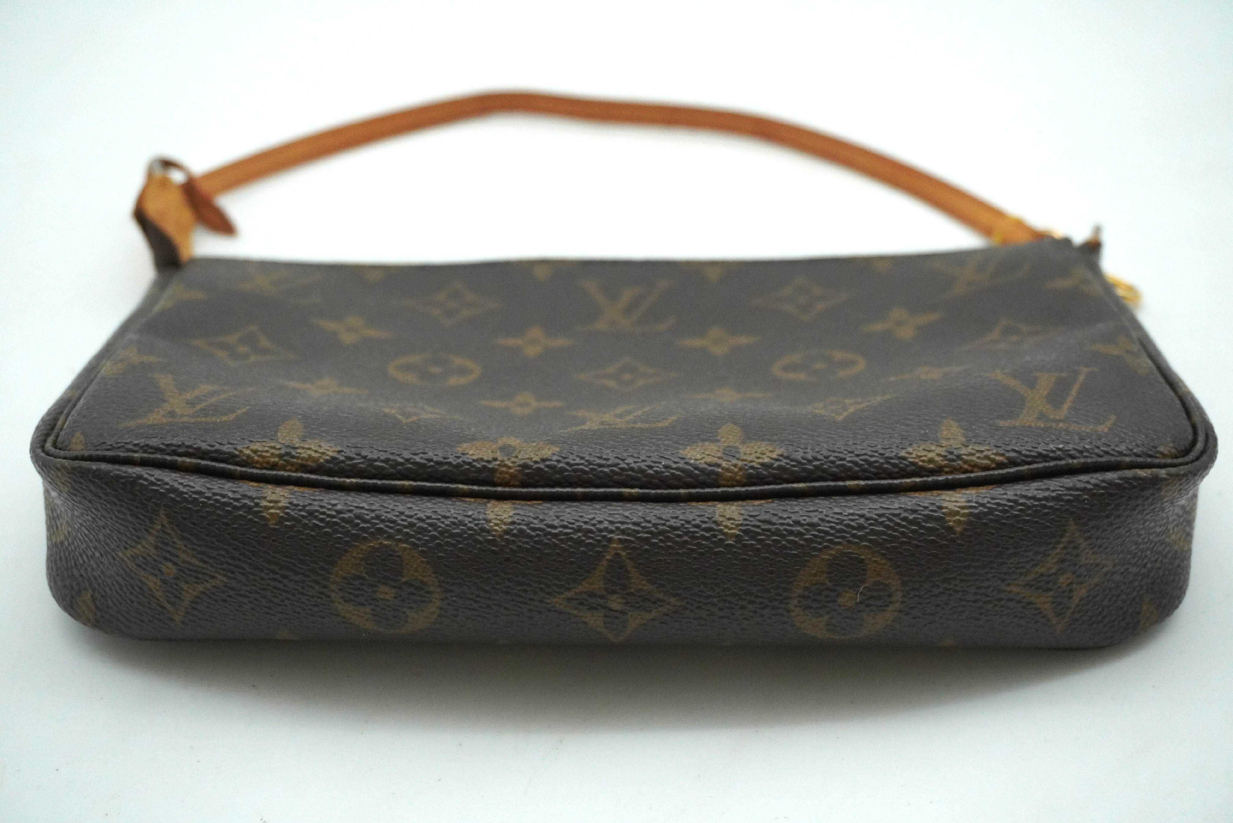 Monogram Pochette Accessoires M51980 Handbag — view 5