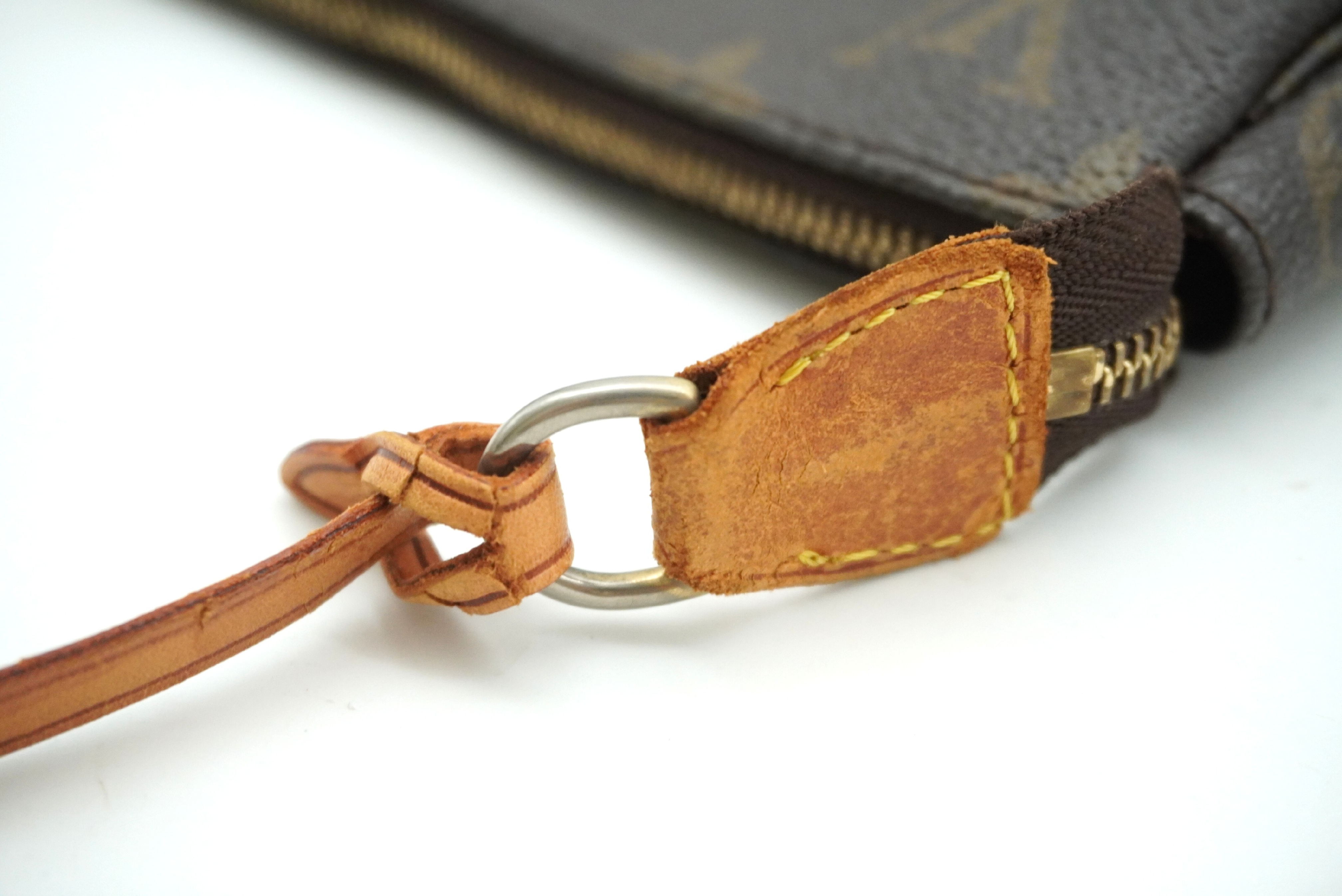 Monogram Pochette Accessoires M51980 Handbag — view 10