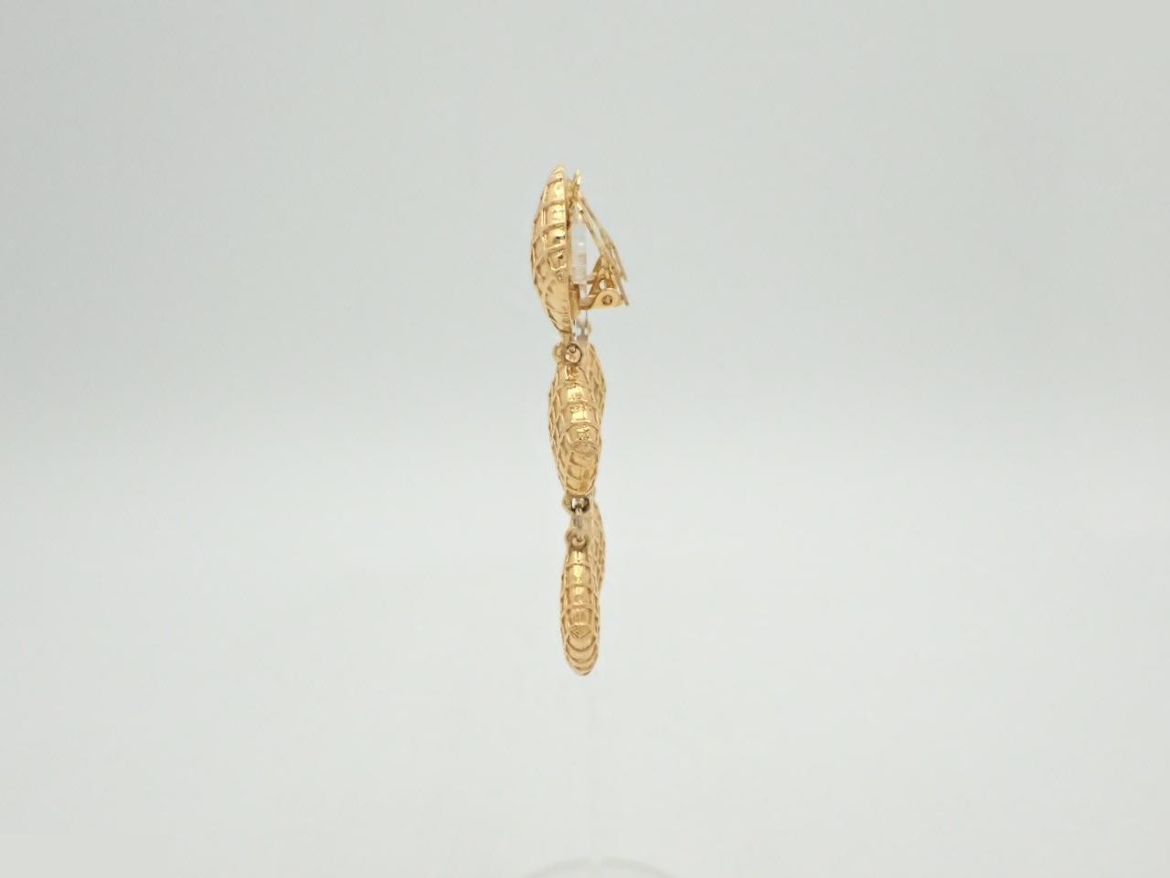 Vintage Classic (Precious Metal) Earrings — view 3