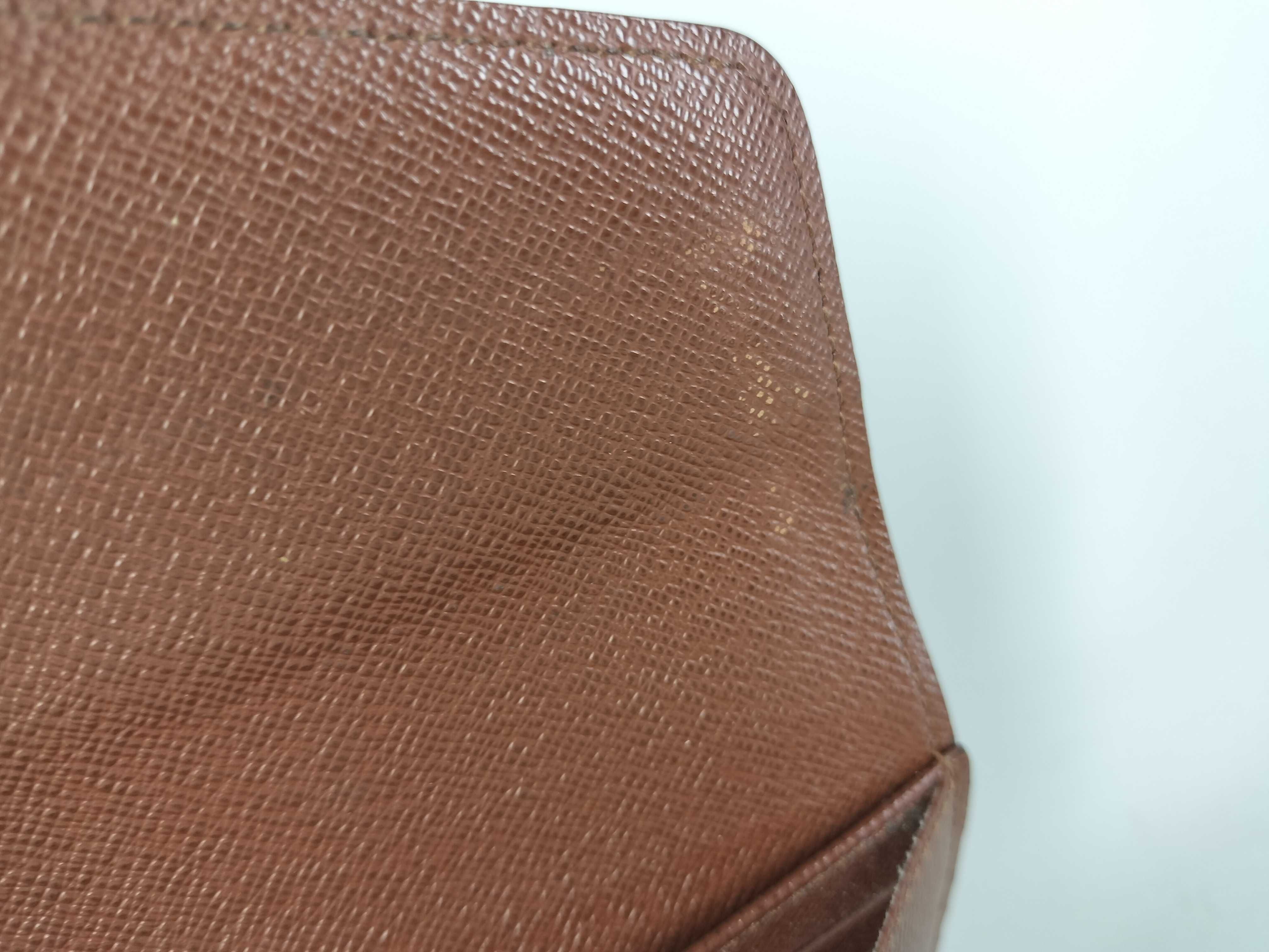 Monogram Portefeuille Sarah Wallet — view 11