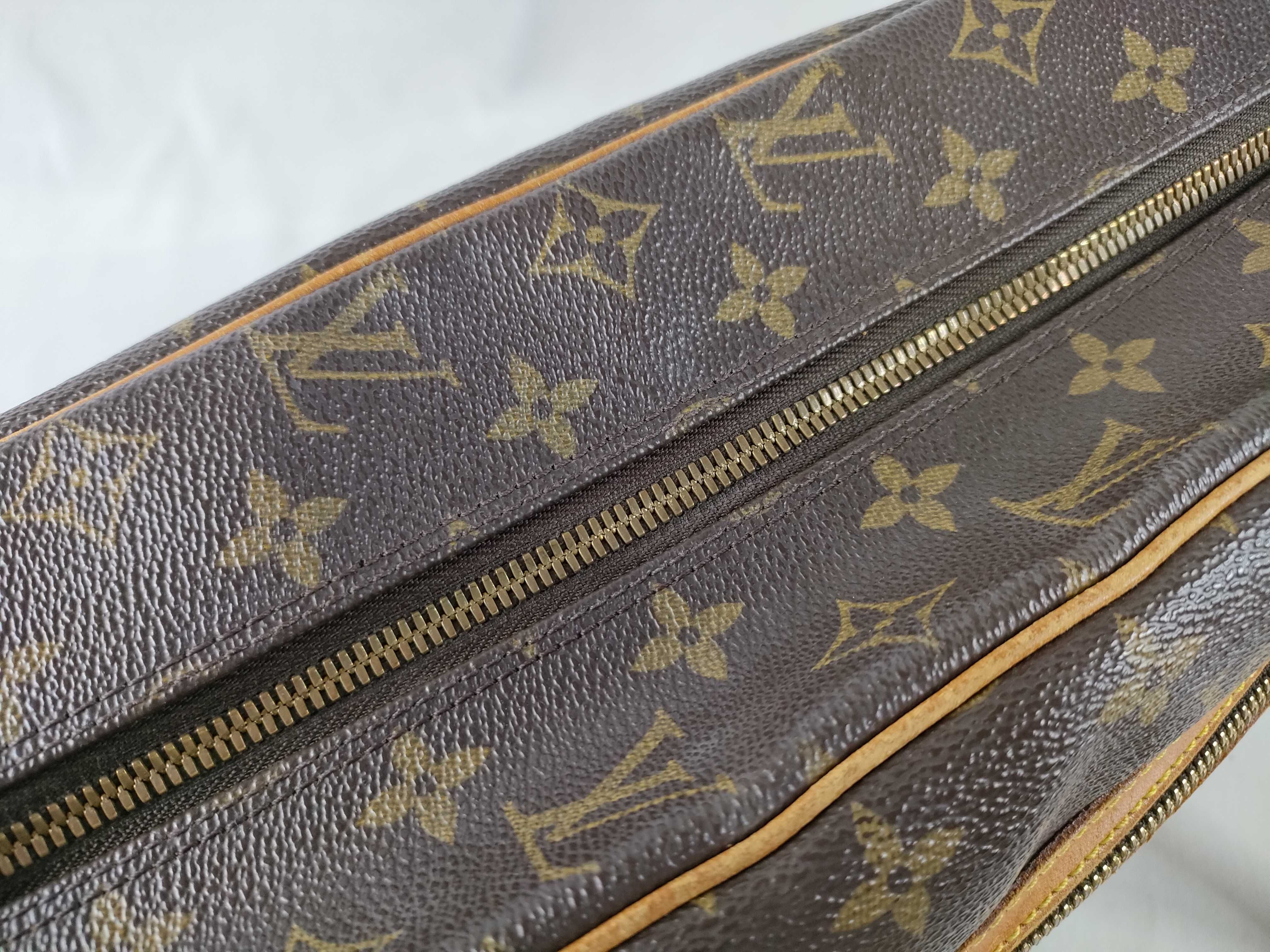 Monogram Vuitton Monogram Cite GM M51181 Shoulder Bag — view 8