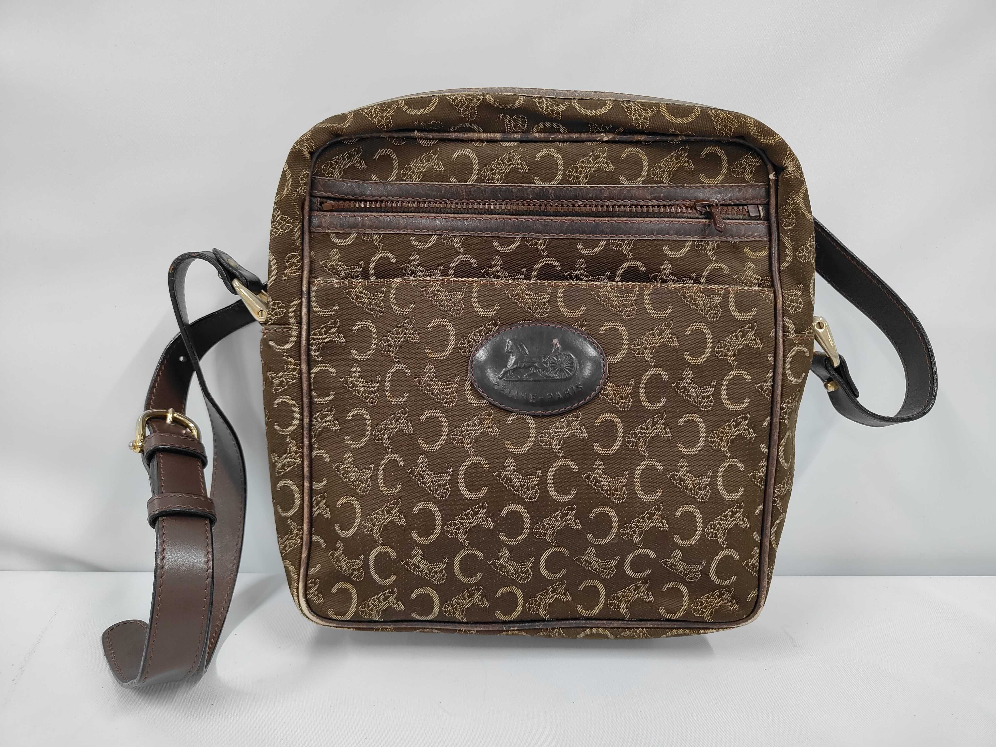 shoulder bag