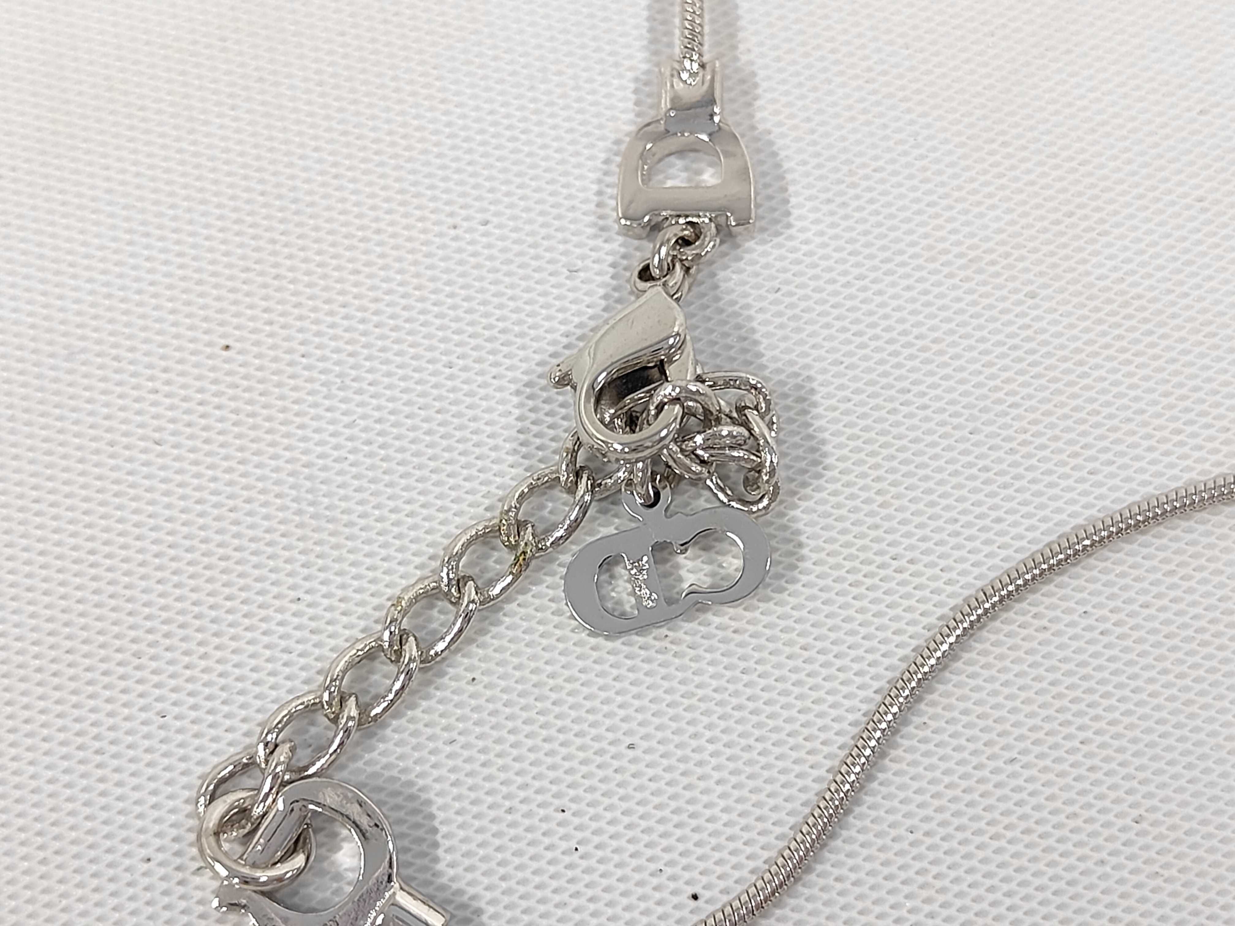 necklace — view 4