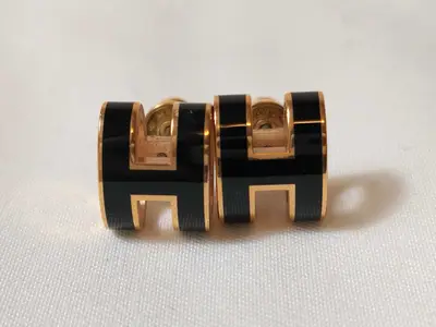 Pop H Earrings GD/BK Earrings