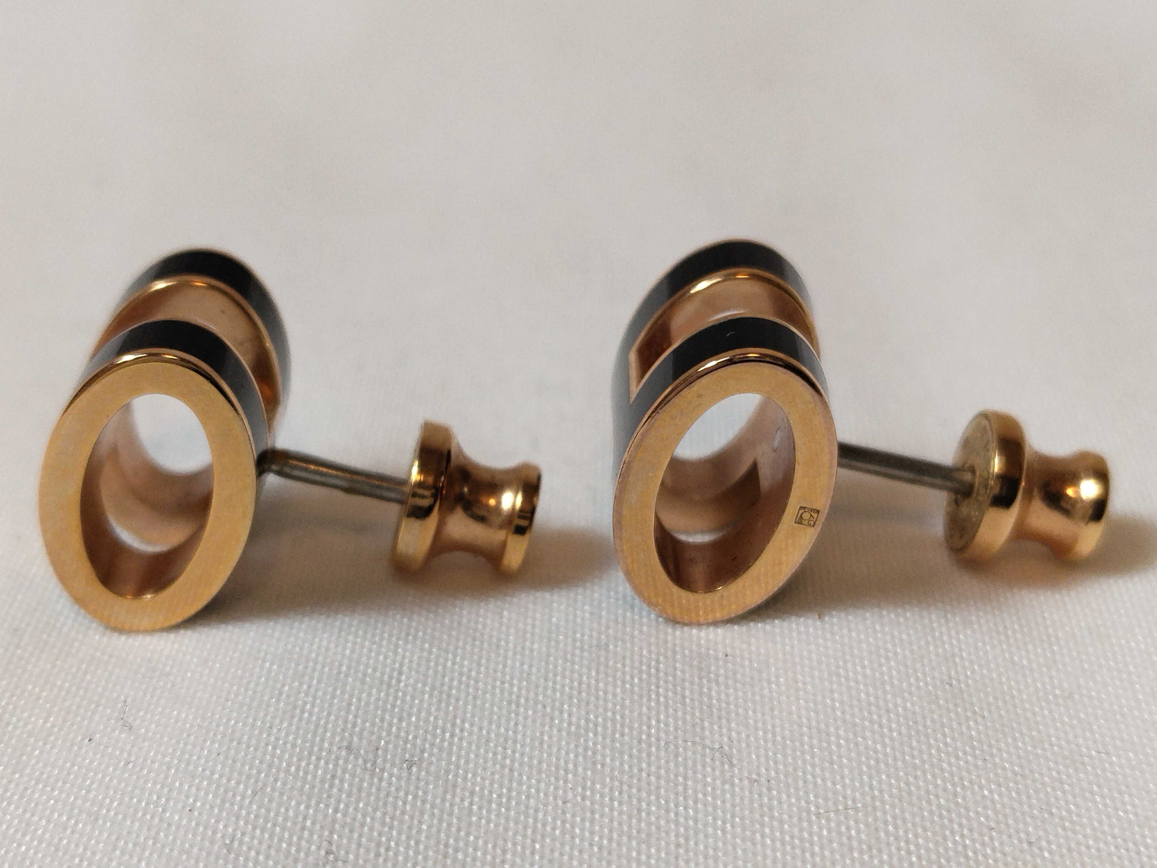 Pop H Earrings GD/BK Earrings — view 3