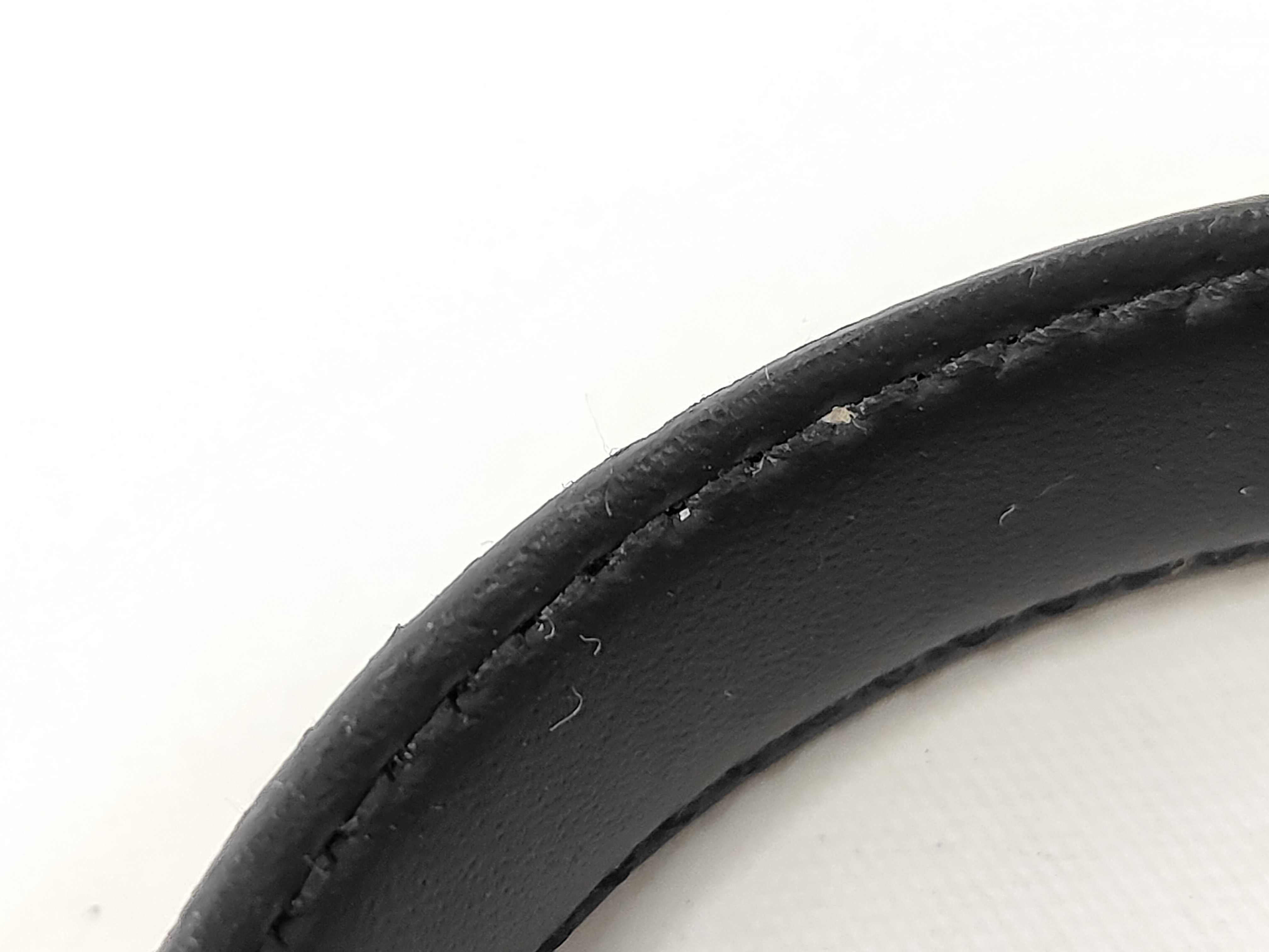 M8041 Bracelet LV Heart Bracelet Bangle — view 7