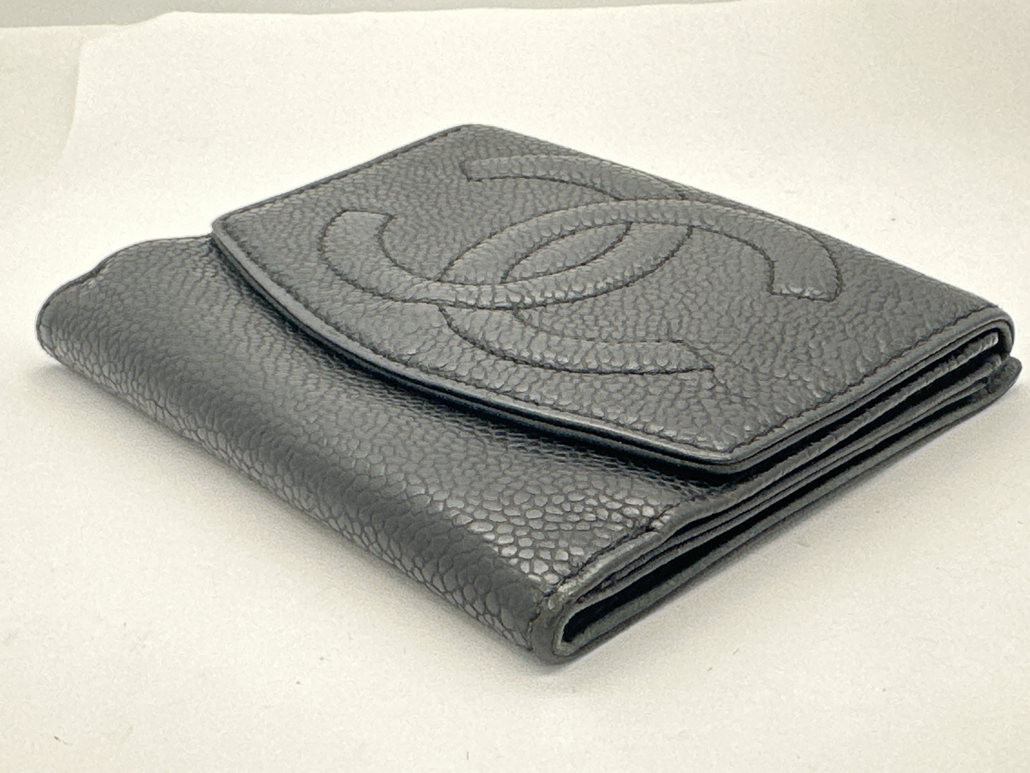 Caviar skin fold wallet — view 3