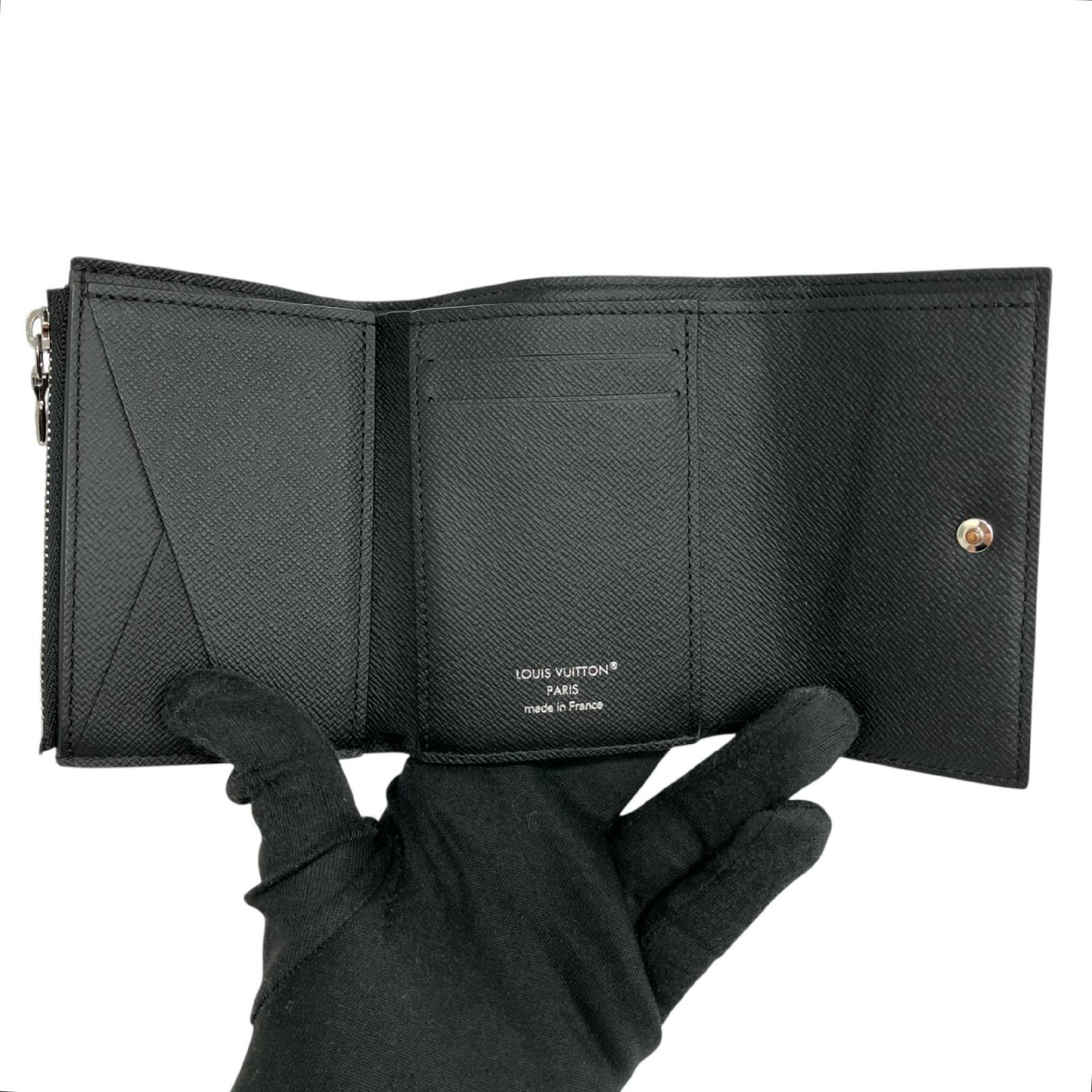 【*Shipped from: Hong Kong*】LOUIS VUITTON Black Coated Canvas Monogram Eclipse Portefeuille Victor Bi-fold Wallet M12598 Wallet — view 10