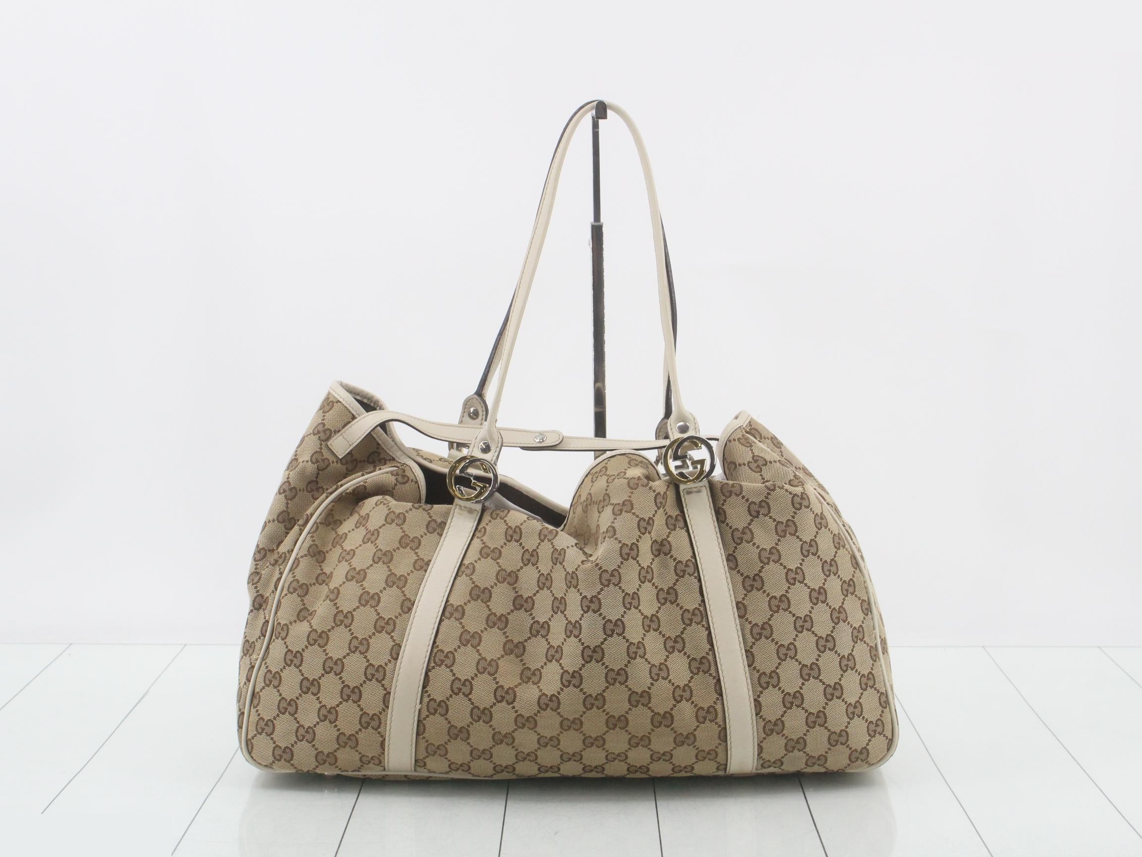 GG Canvas Handbag Interlocking — view 2