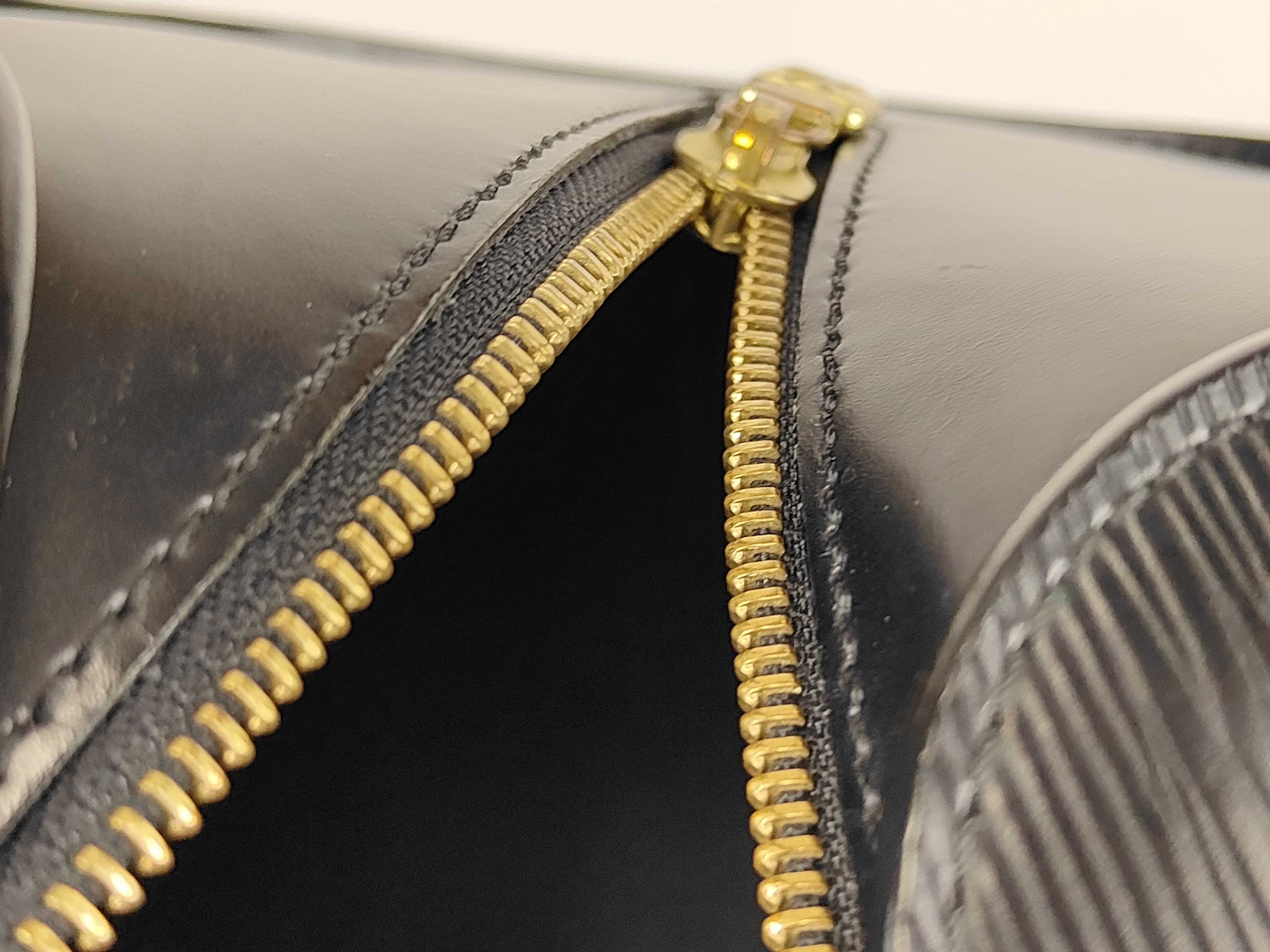 Epi Papillon Handbag — view 12