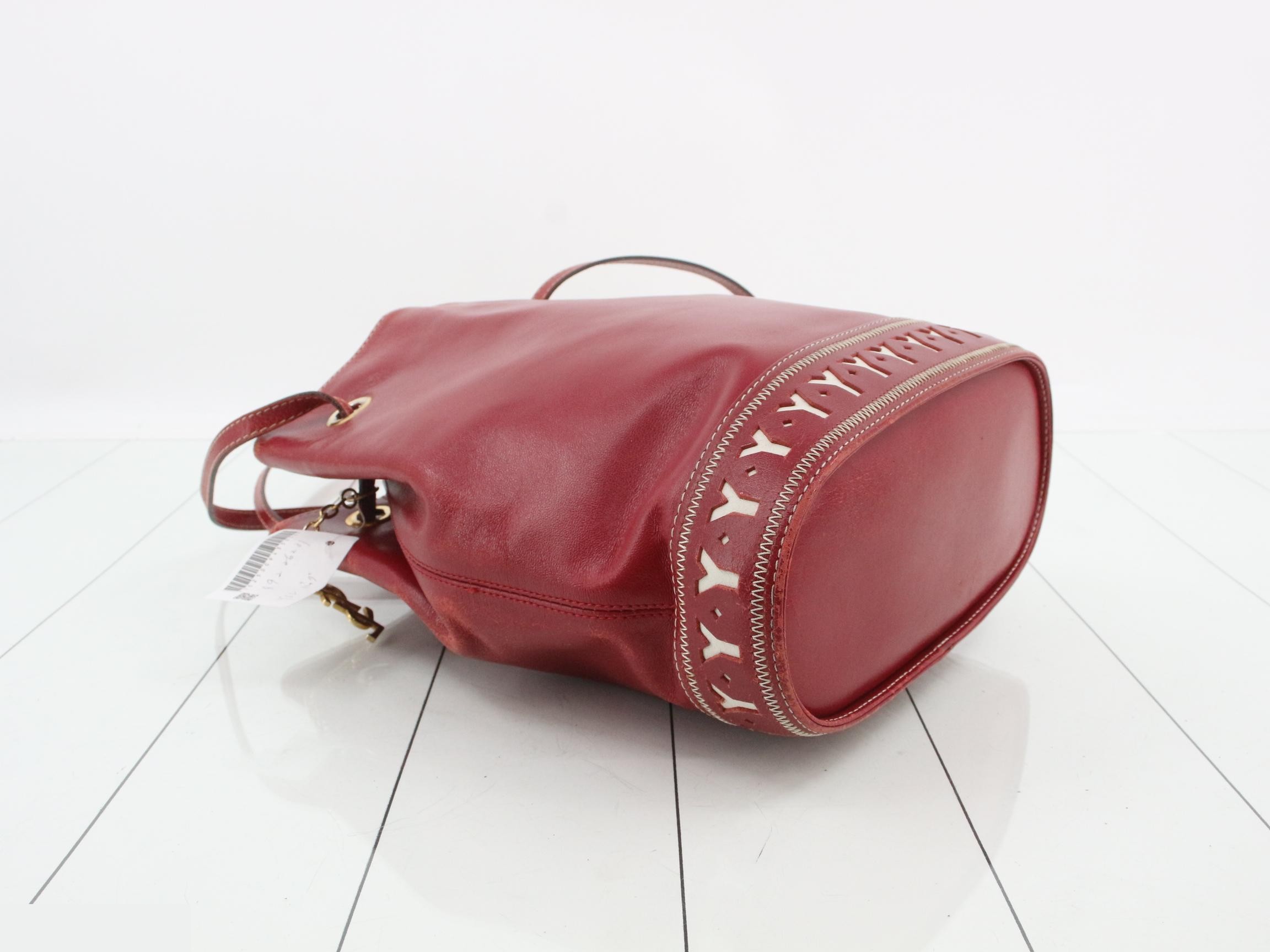 Other lines: Bags/Shoulder bags, Red — view 5