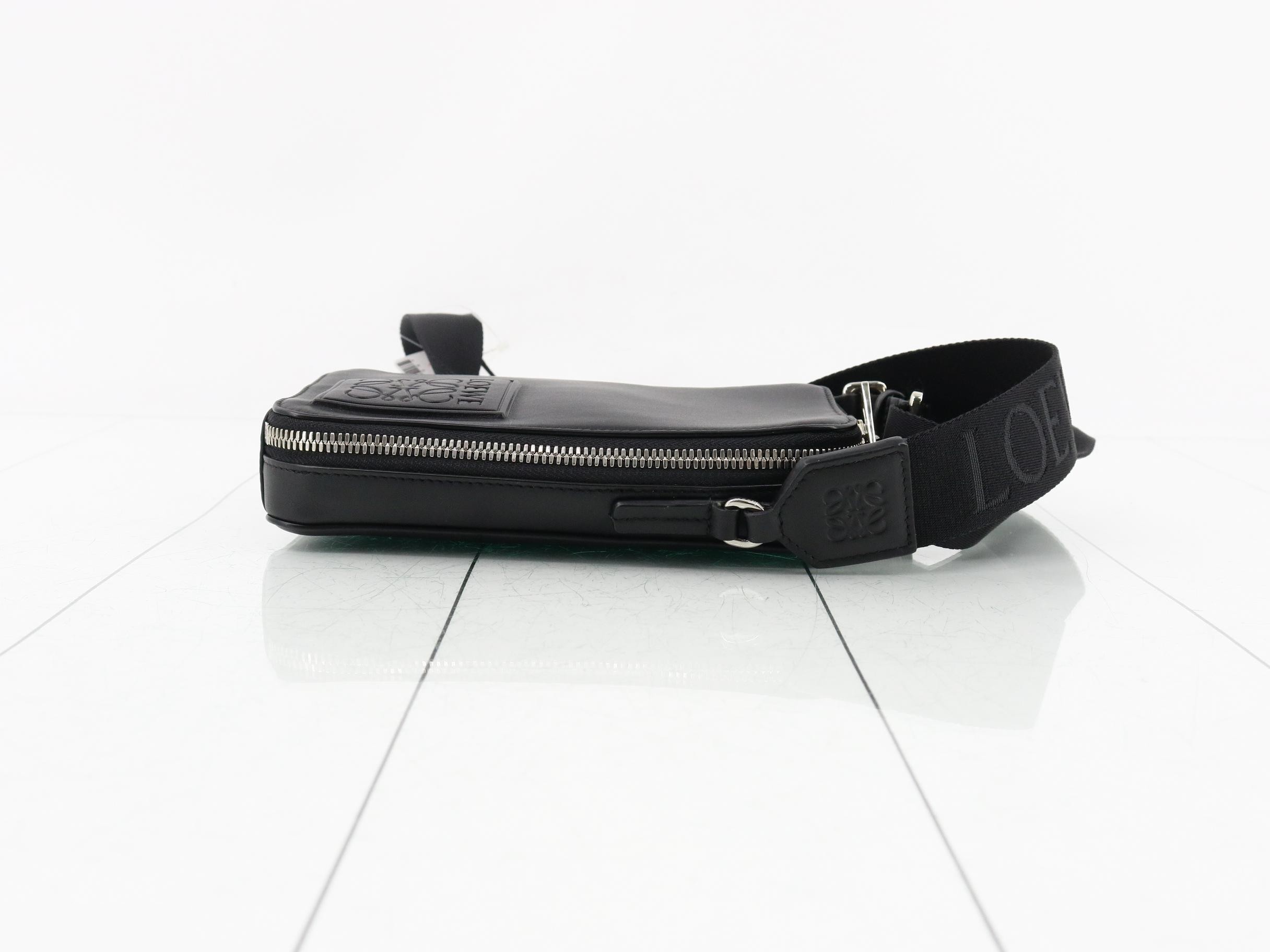 Shoulder bag — view 3