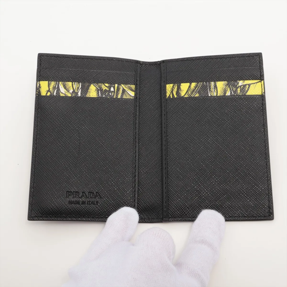 Saffiano 2MC101 Leather Card Case, Black — view 3