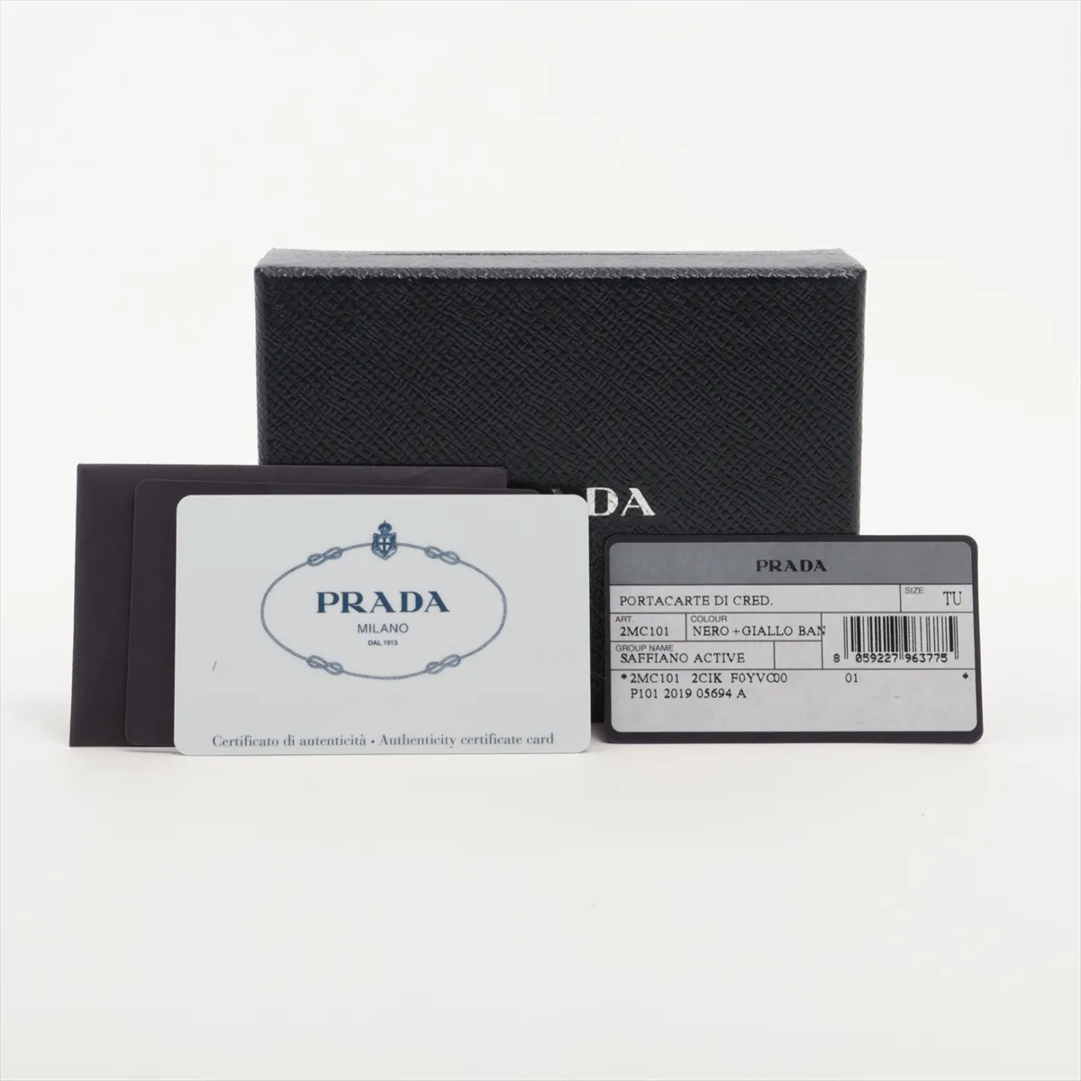 Saffiano 2MC101 Leather Card Case, Black — view 7