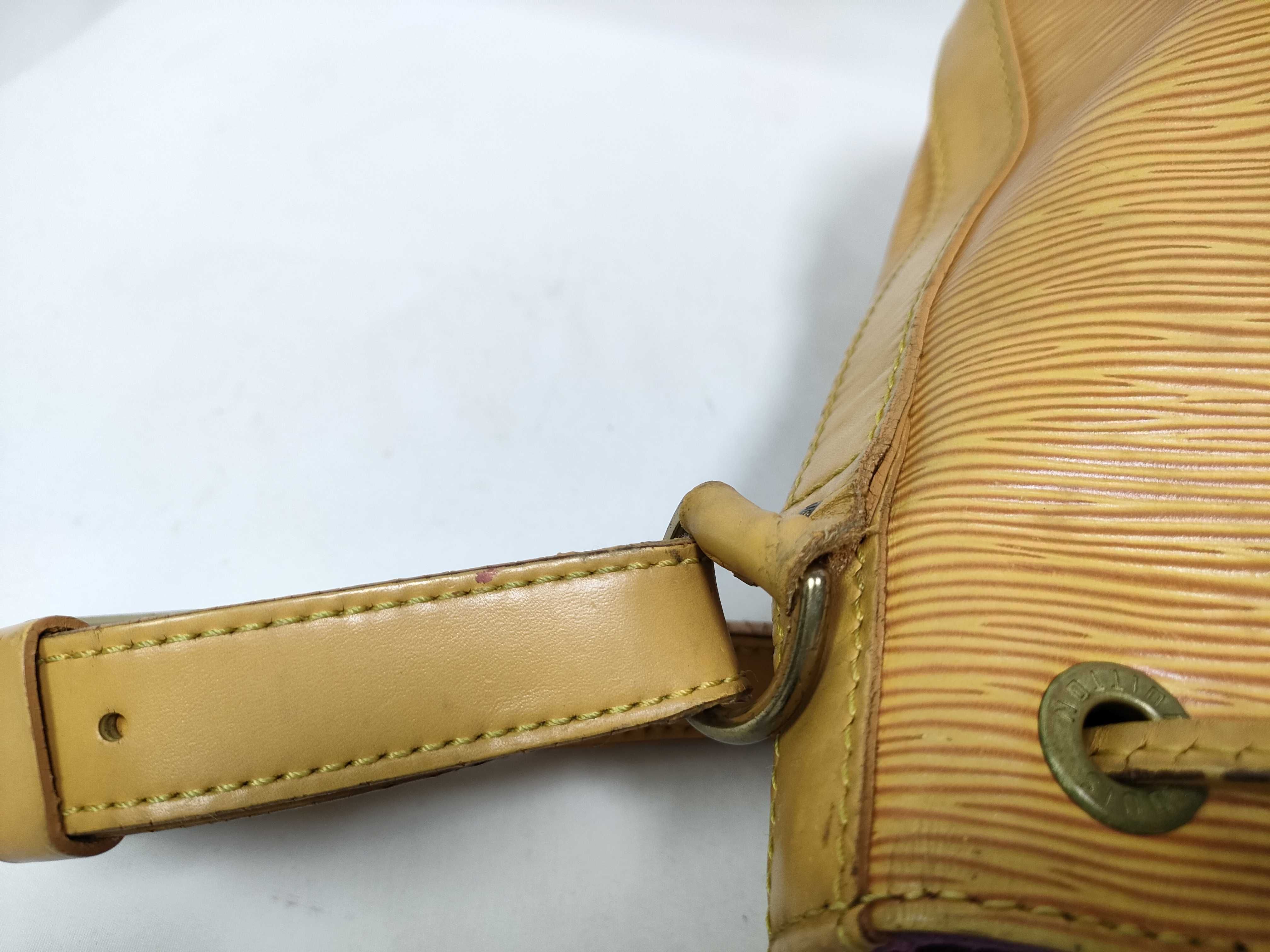 Epi Petit Noé Tassili Yellow M44009 AR0964 Shoulder Bag — view 11