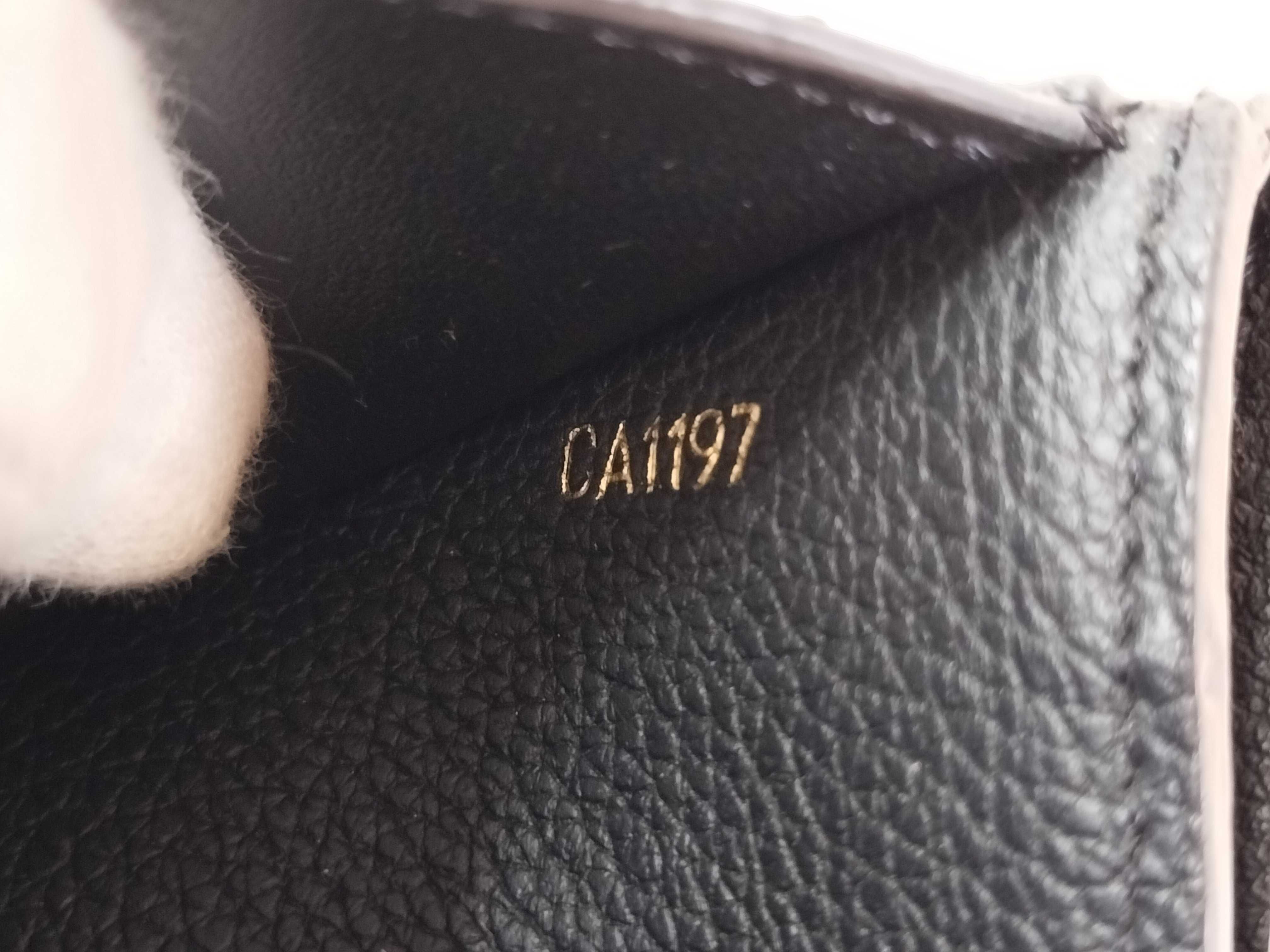 Monogram M64420 Portefeuille Double V Compact Wallet — view 14