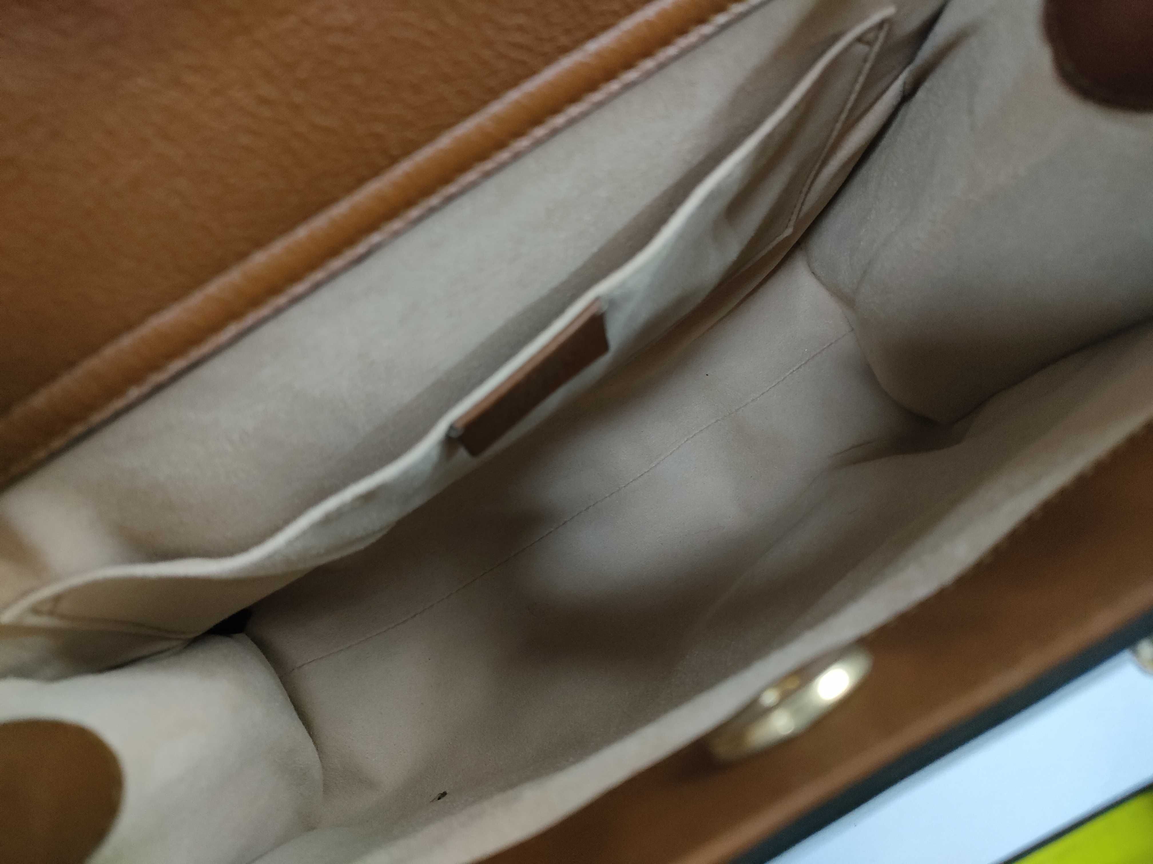 Bamboo Gucci Diana Handbag — view 8