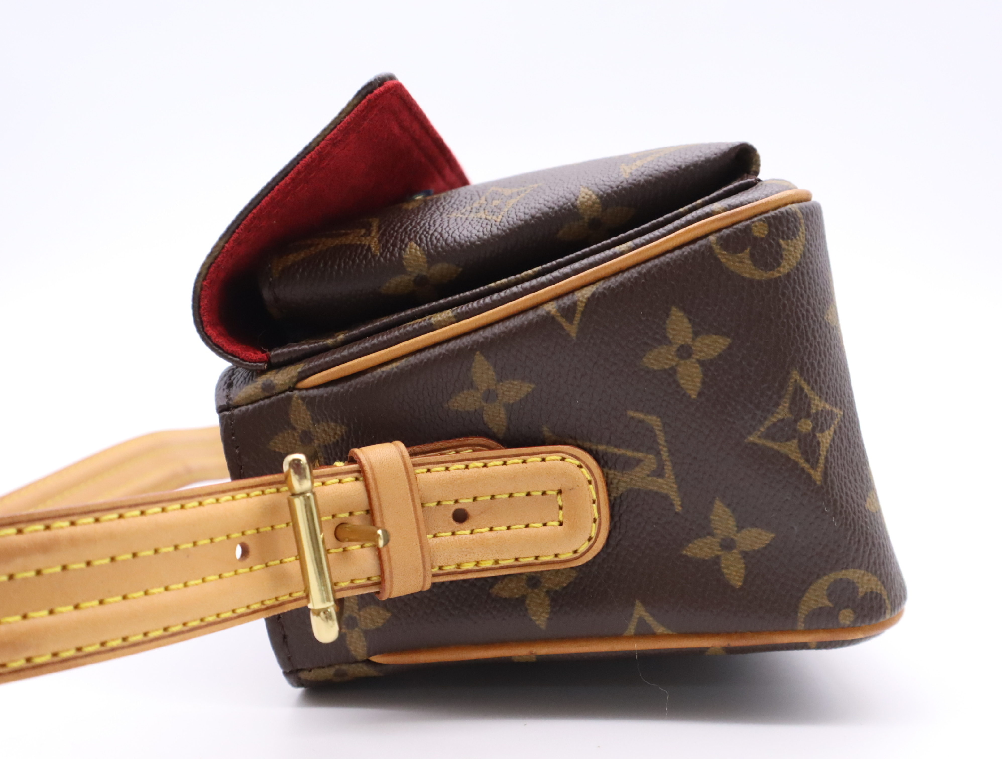 M51164 Monogram Viva Cite MM Handbag — view 3