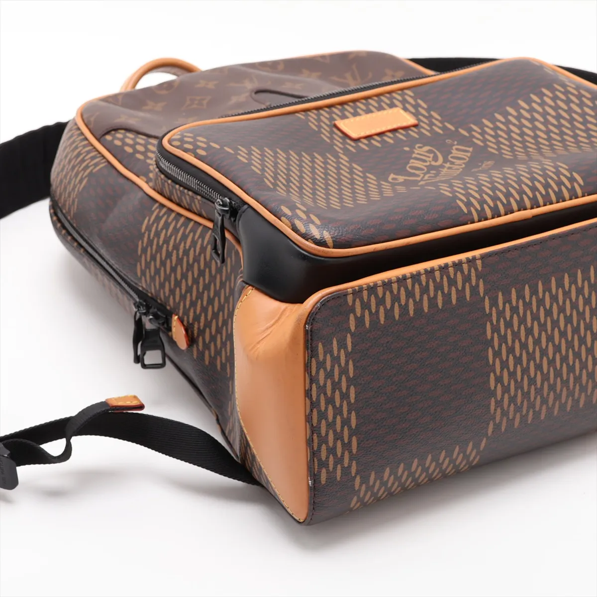x NIGO Damier Giant Canvas Backpack N40380 Brown CA2240 — view 4