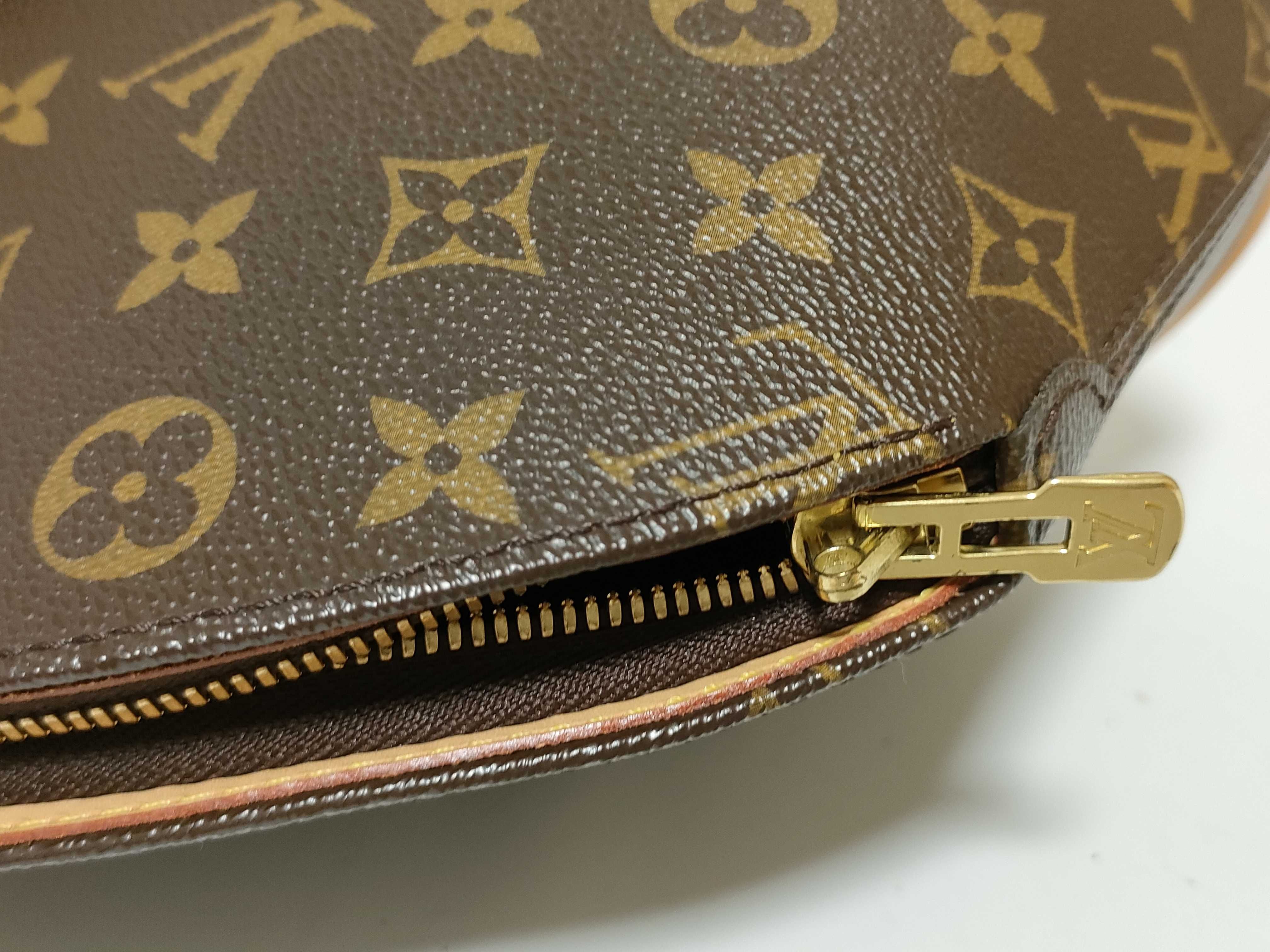 Monogram VN - Monogram Ellipse MM M51126 Handbag — view 14