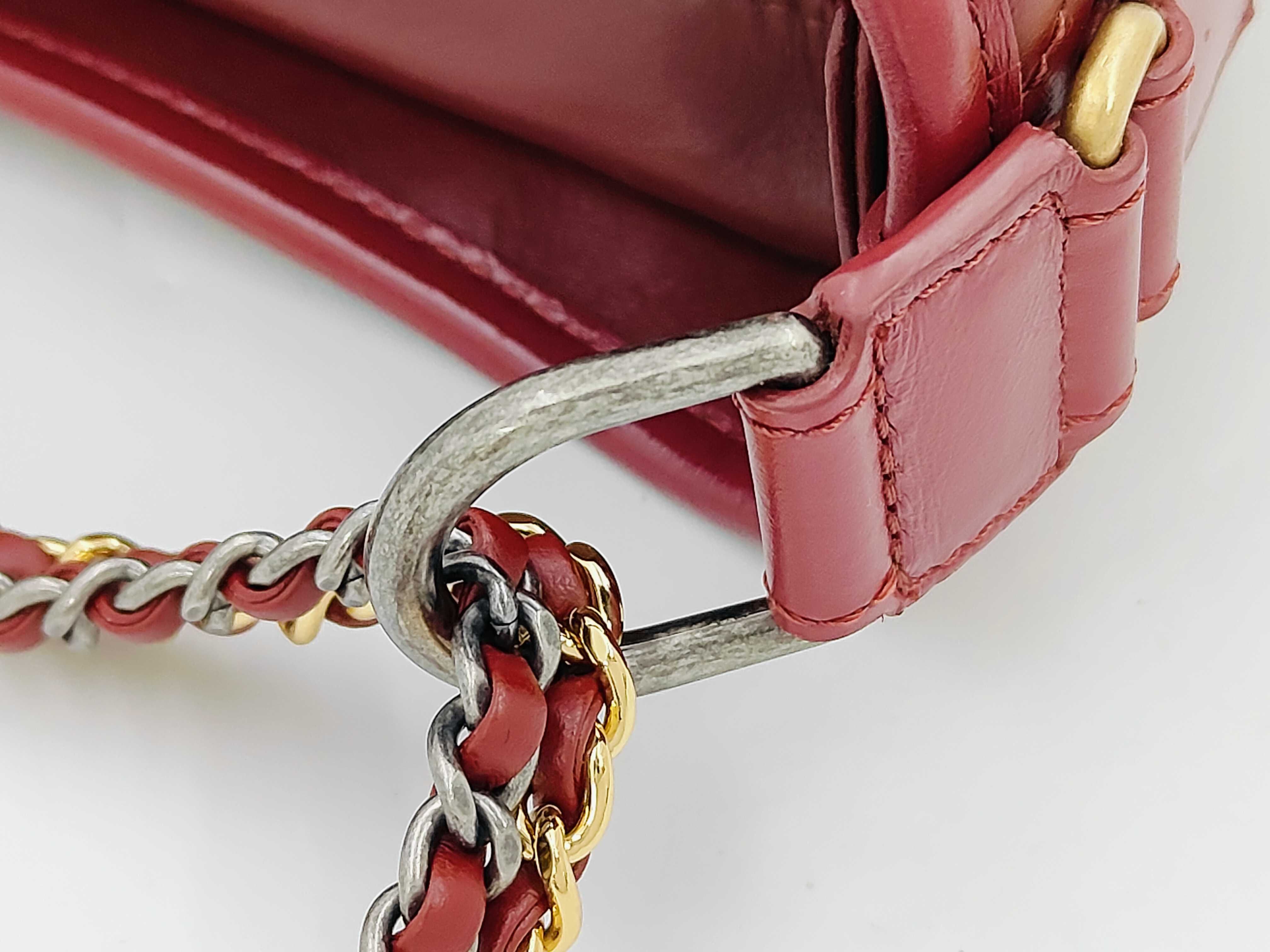 Gabrielle de Chanel Leather Shoulder Bag — view 6
