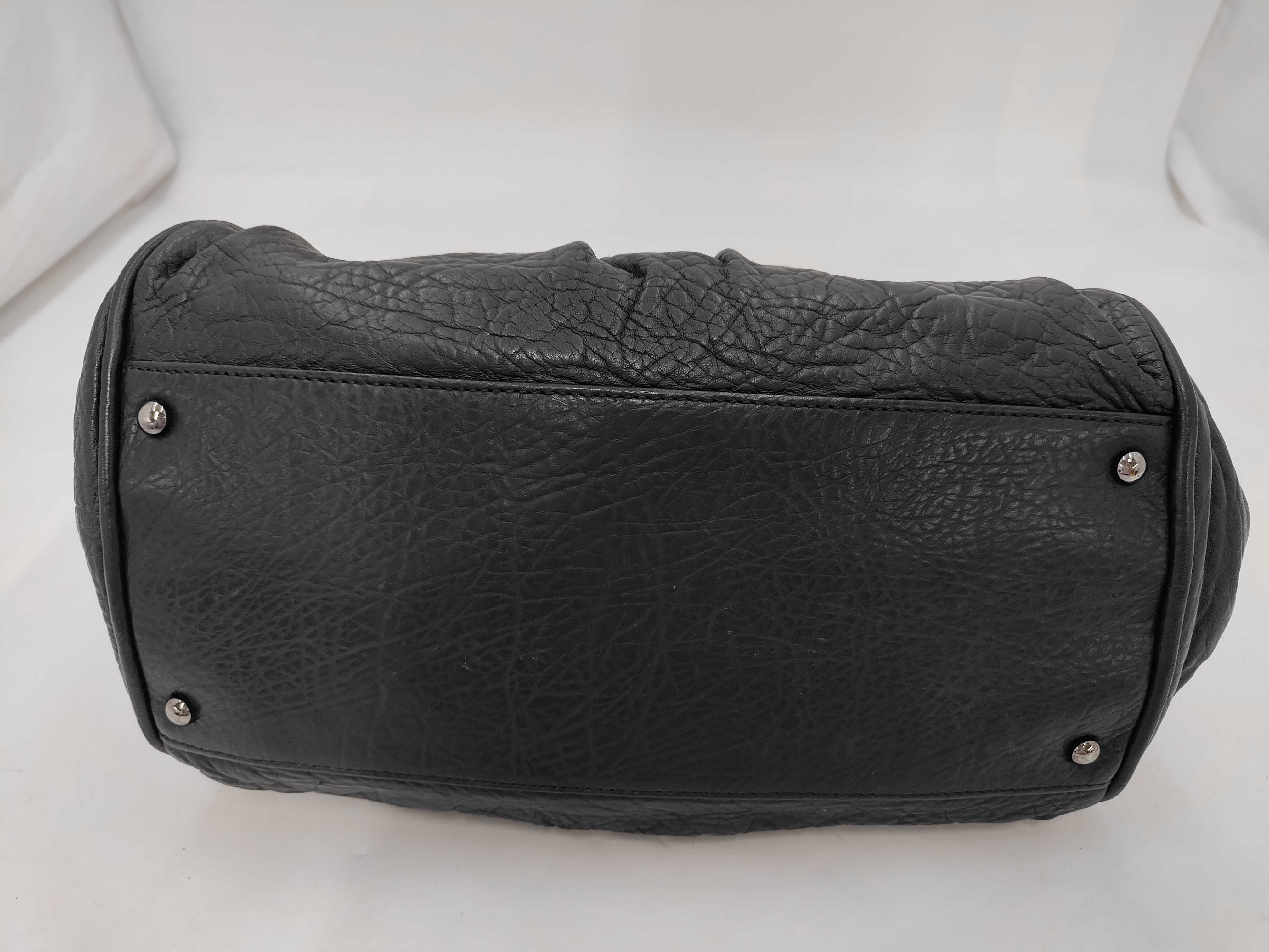 handbag, calfskin, black, stainless steel. — view 3