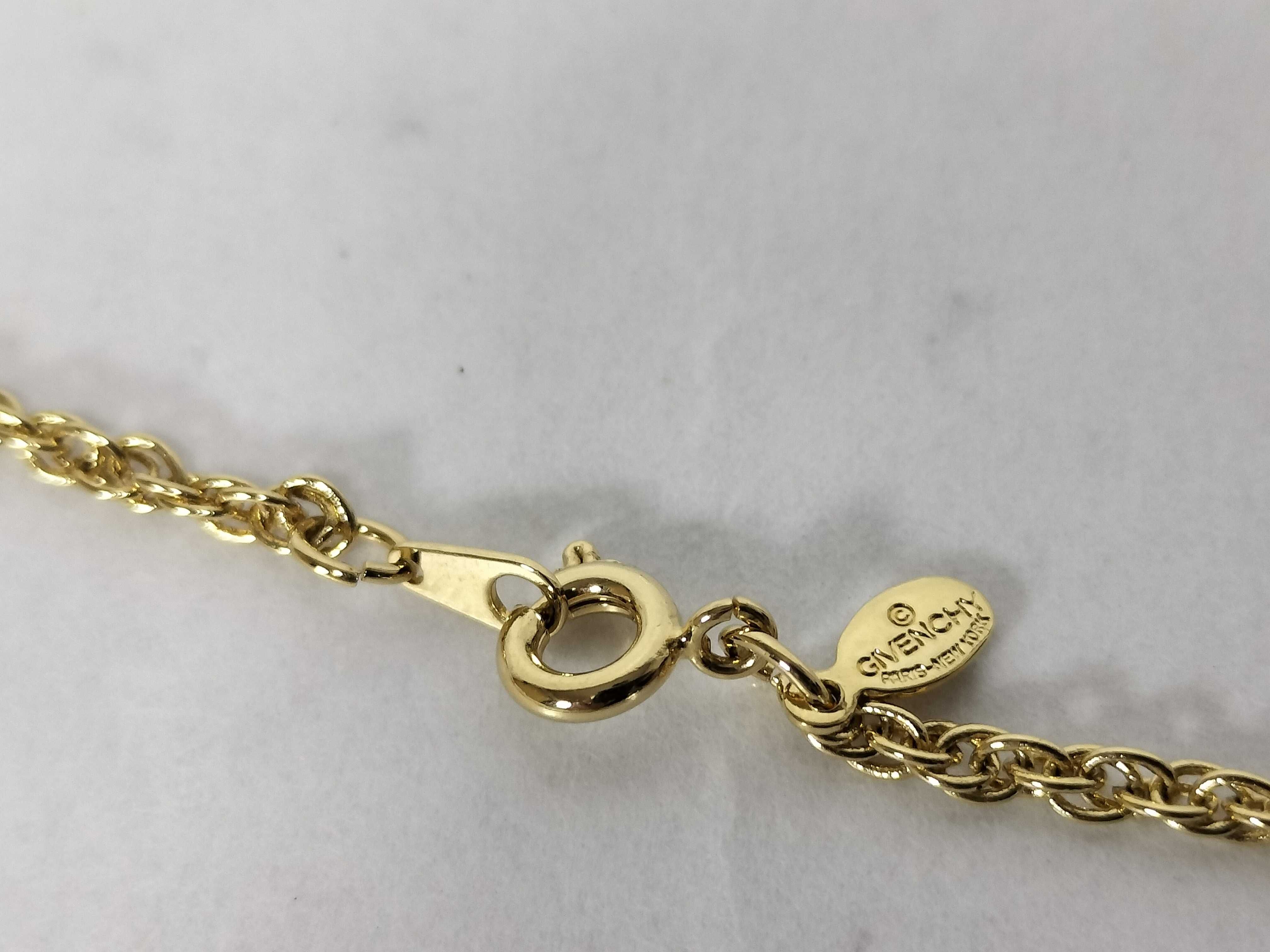 necklace — view 4
