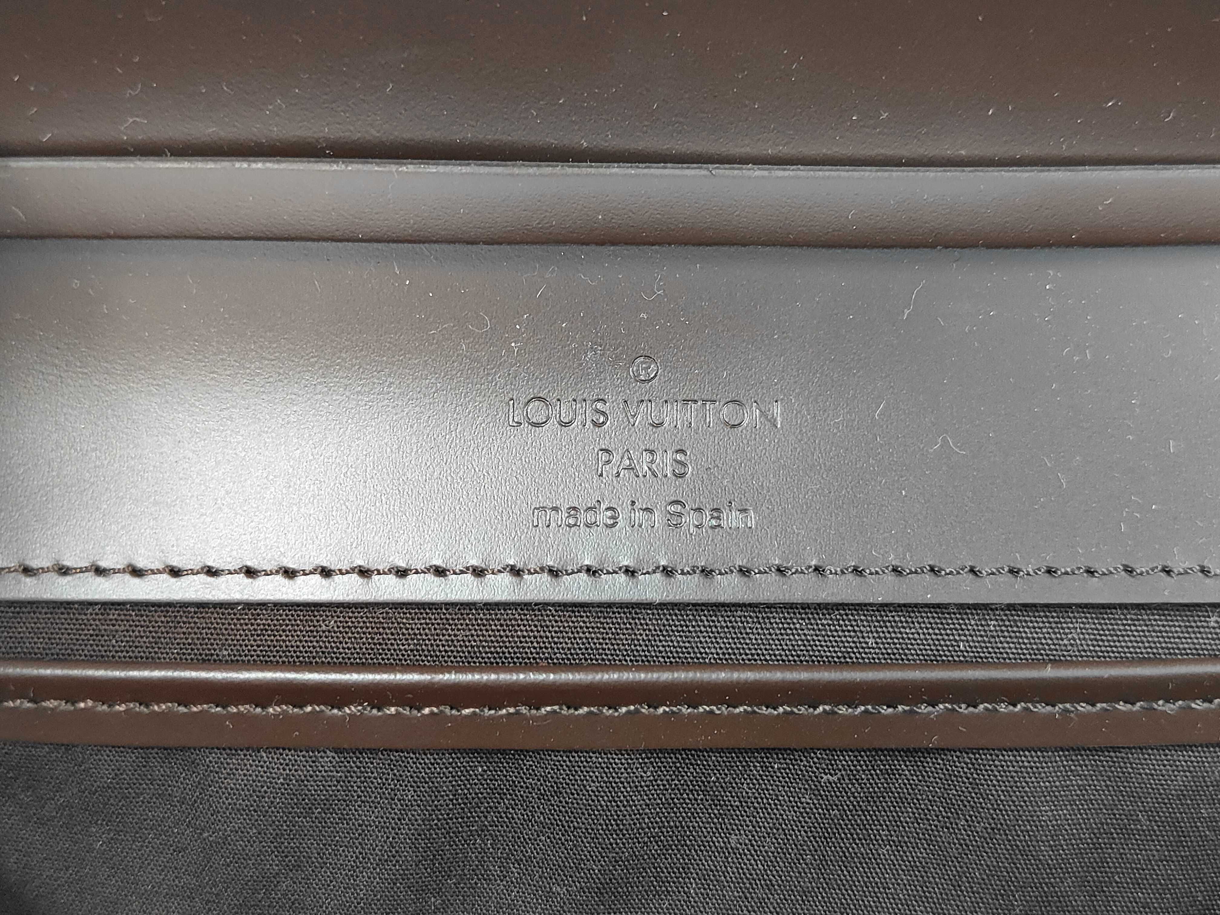 Epi Honfleur Shoulder Bag — view 10