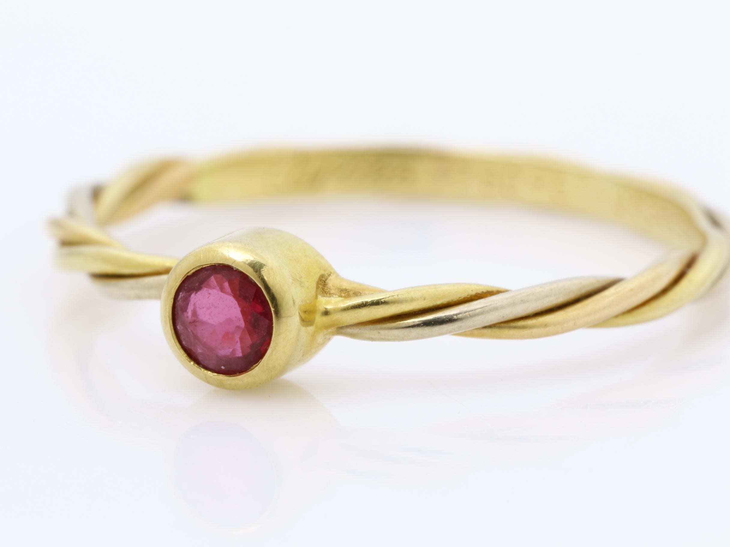 750YG Ruby Ring, Size #51, 1.4g — view 3