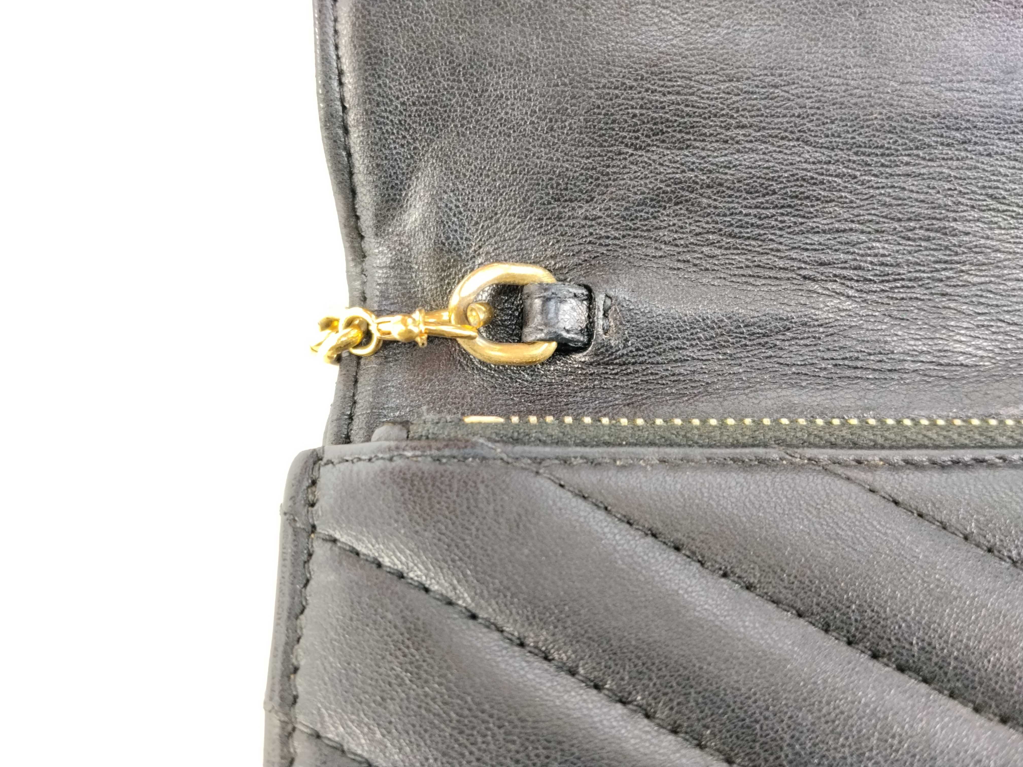Chain Wallet Shoulder Bag — view 5