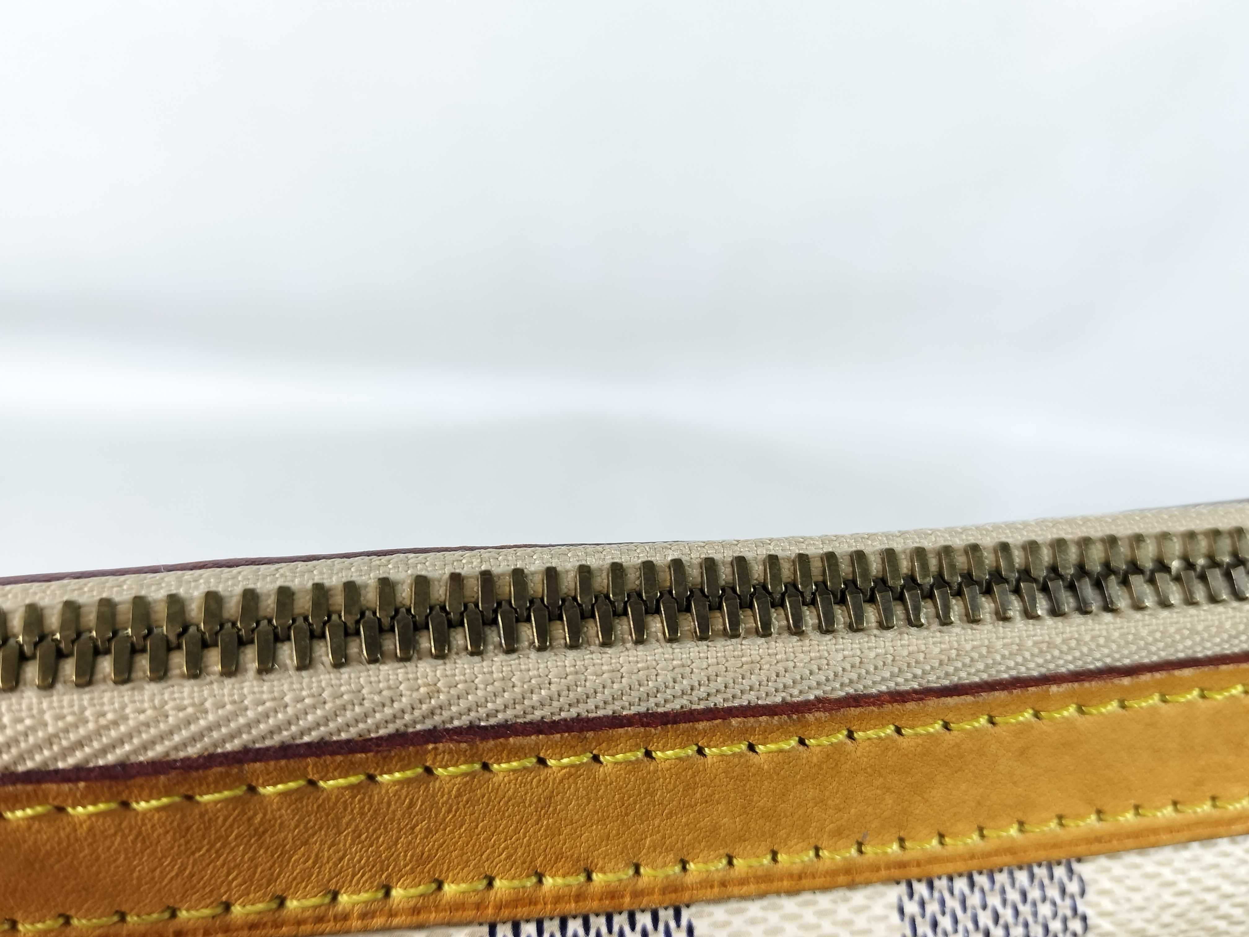 Damier Azur Berkeley N52001 DU2058 White Tote Bag — view 10