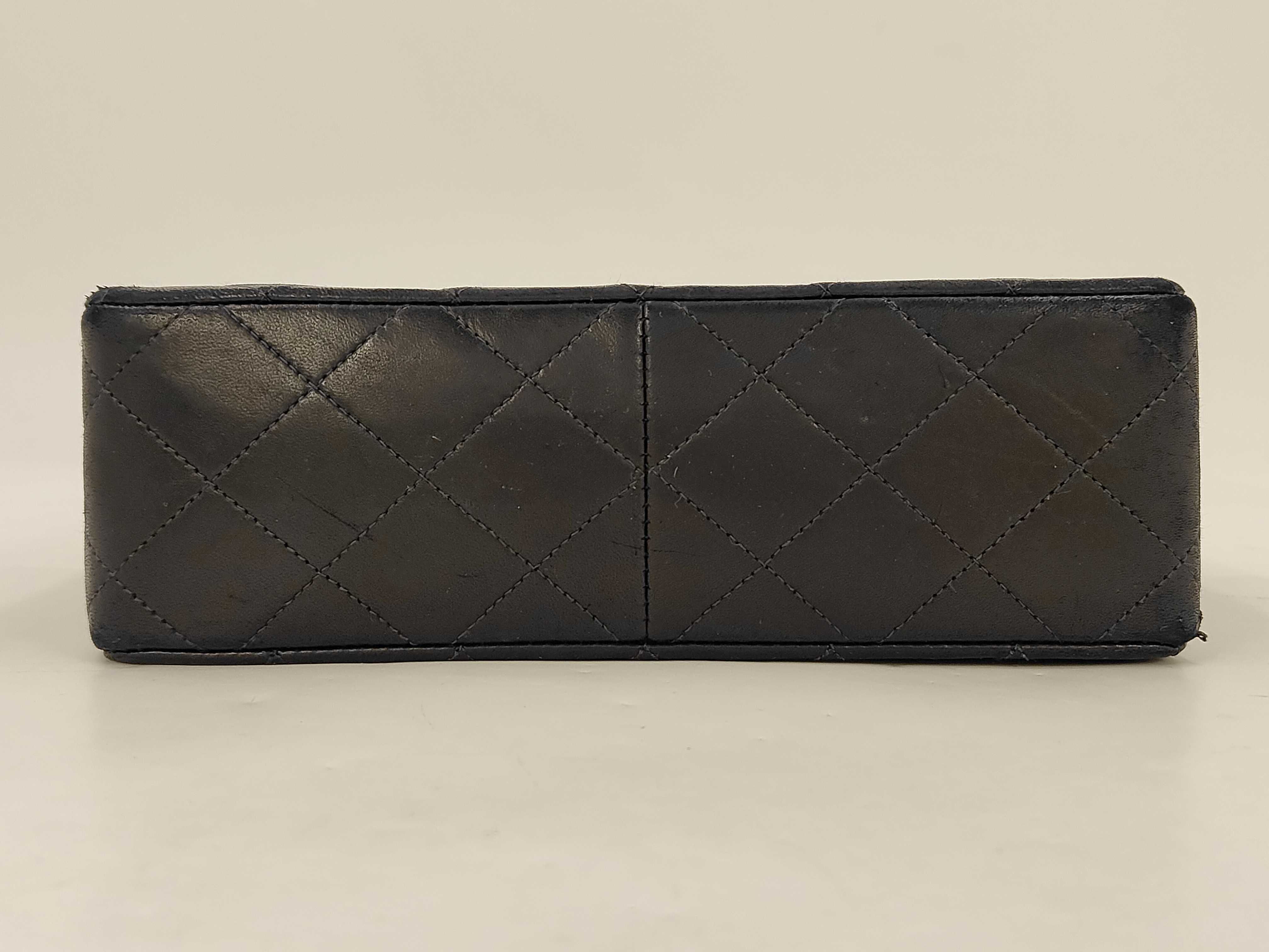 Lambskin Matelassé Single Chain Shoulder Bag (No. 2) — view 6