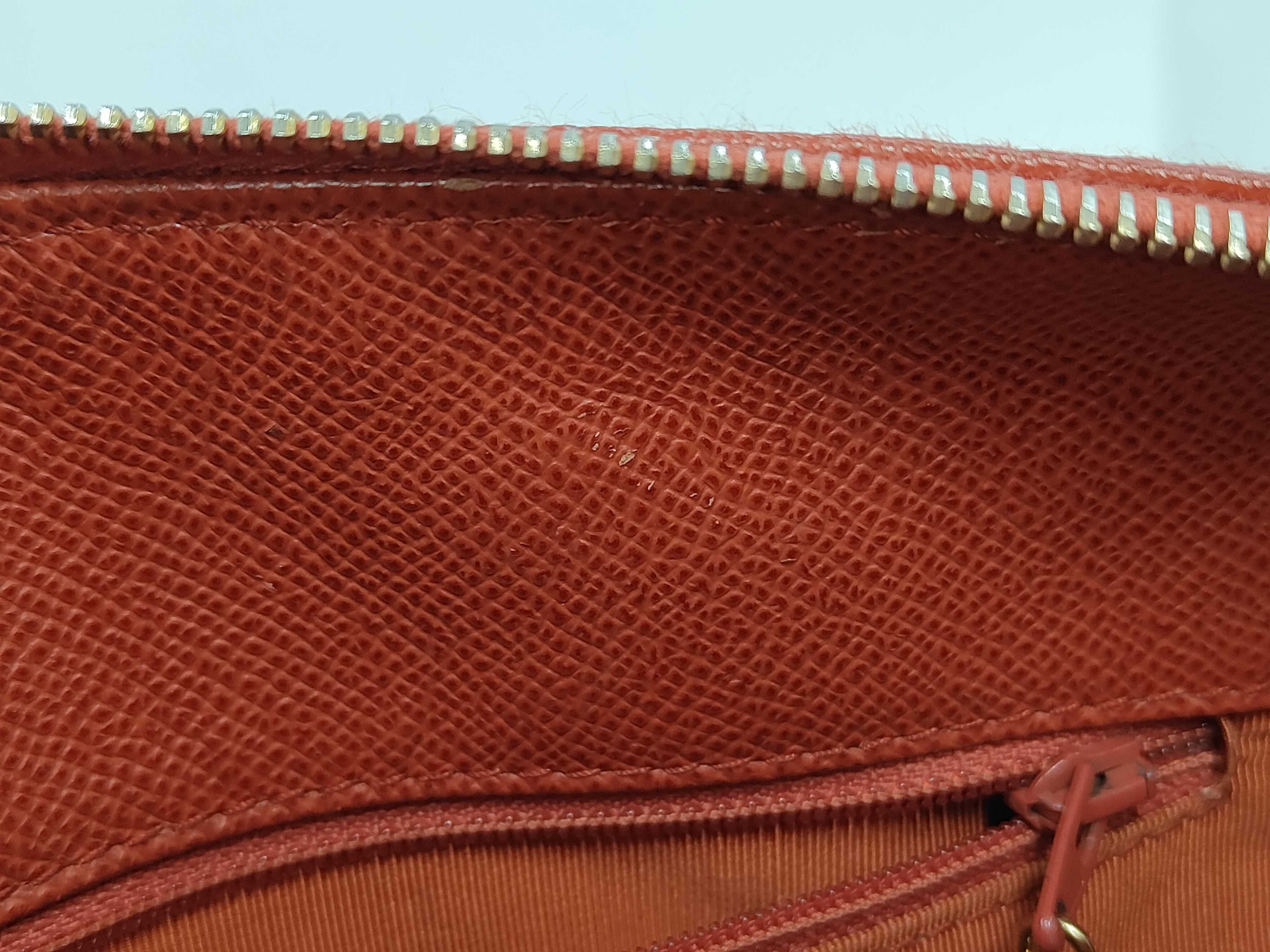 Caviar Skin Shoulder Bag with Logo Charm, Red — view 11